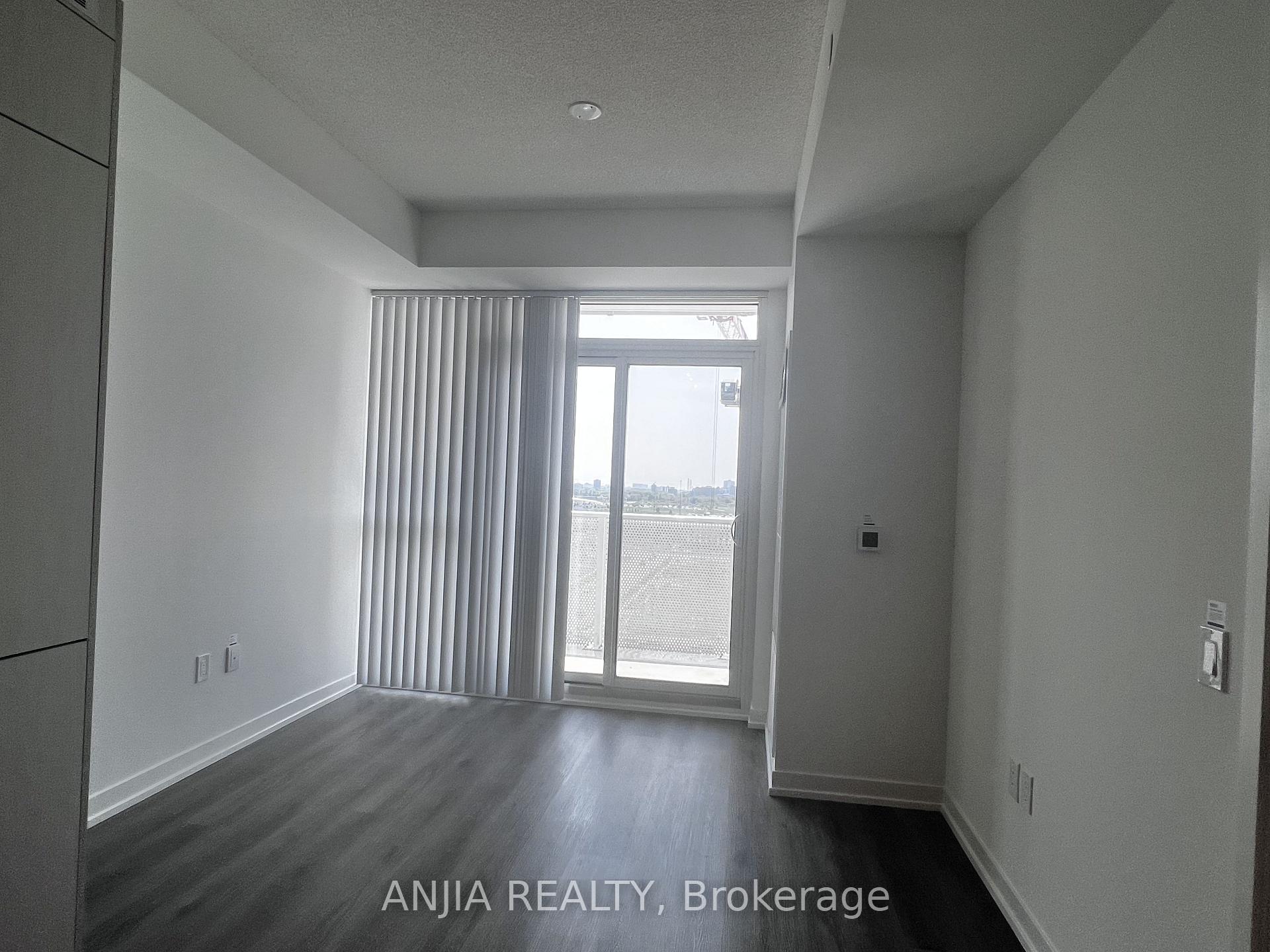 Photo 27 of Unit 1112, 28 Interchange Way, Vaughan, Vaughan Corporate Centre — HOMEH
