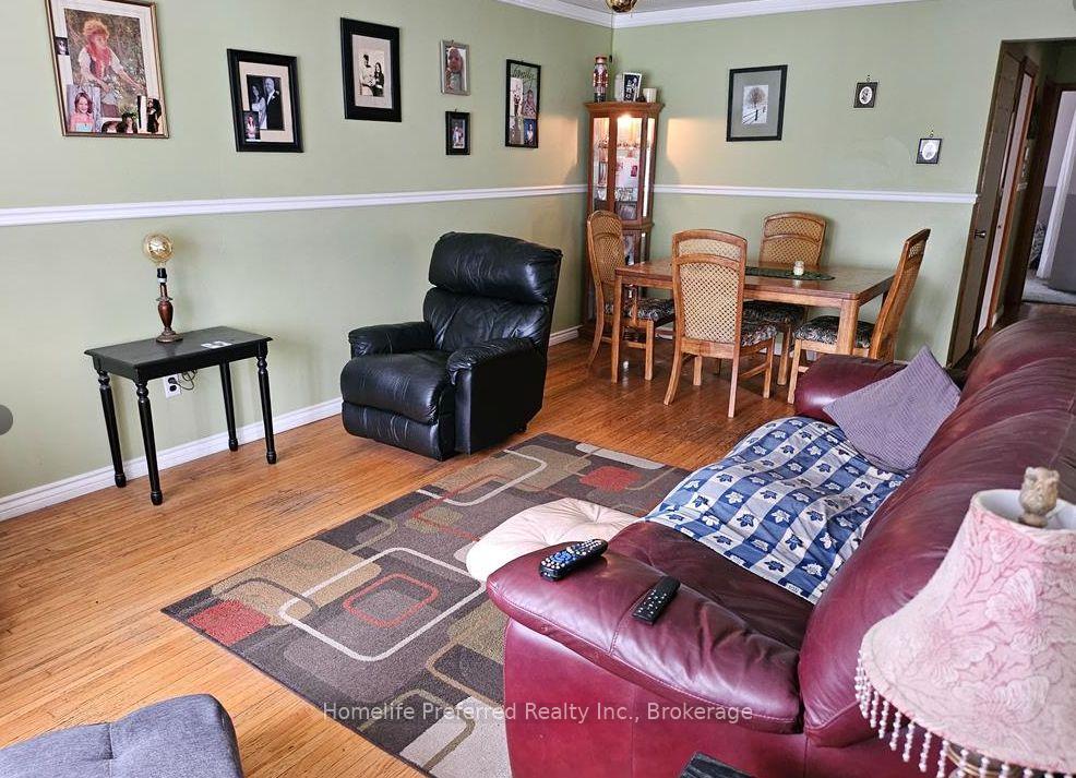 Photo 4 of 17B Beechwood Drive, Peterborough, Monaghan Ward 2 — HOMEH