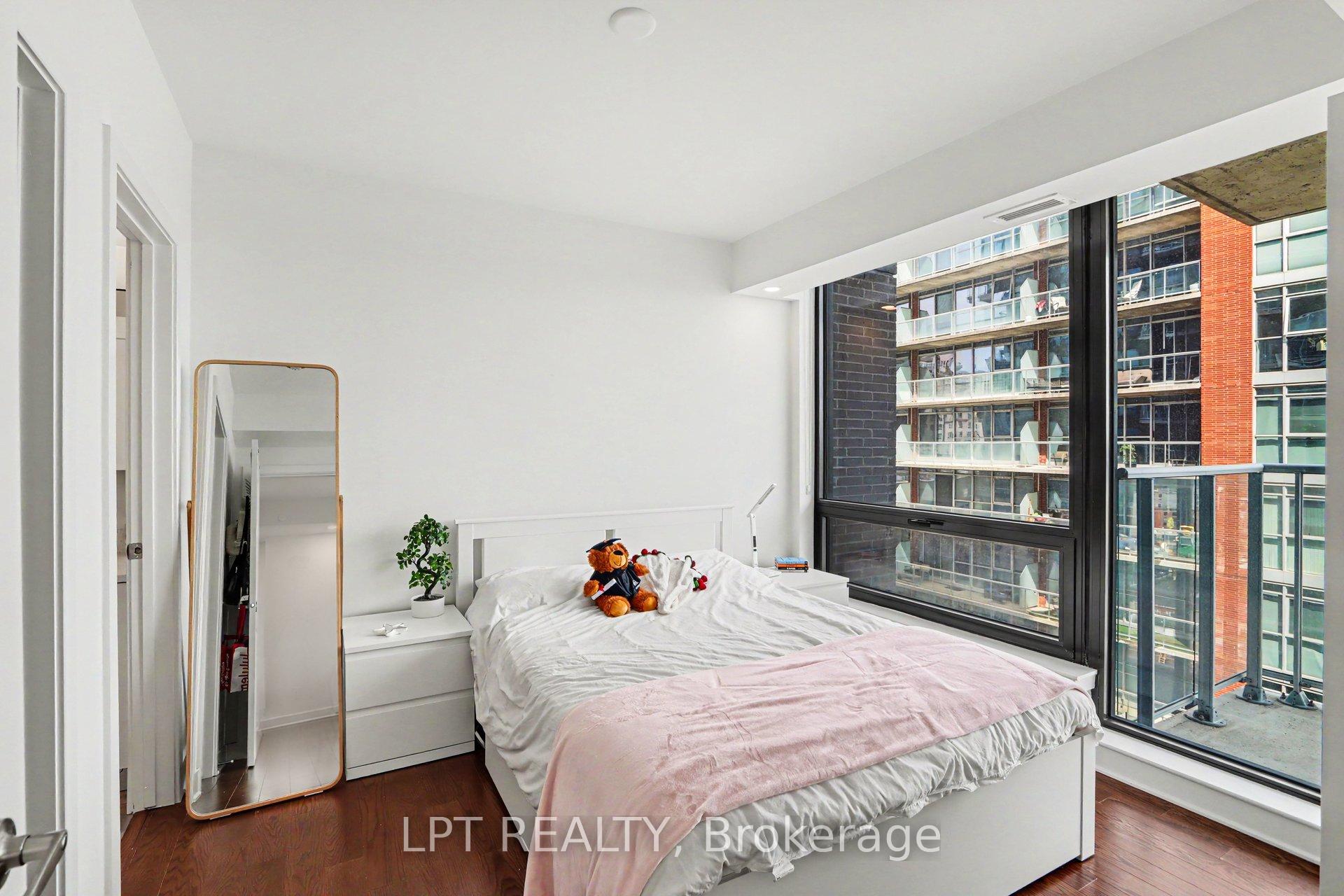 Photo 8 of Unit 1705, 180 George Street, Ottawa, Lower Town/Byward Market — HOMEH