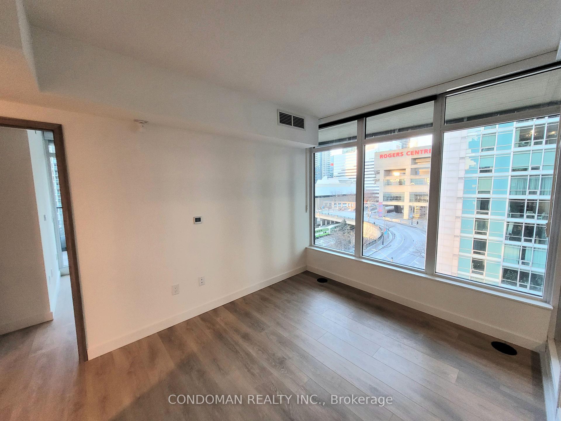 Photo 8 of Unit 703, 1 Concord Cityplace Way, Toronto, Waterfront Communities — HOMEH