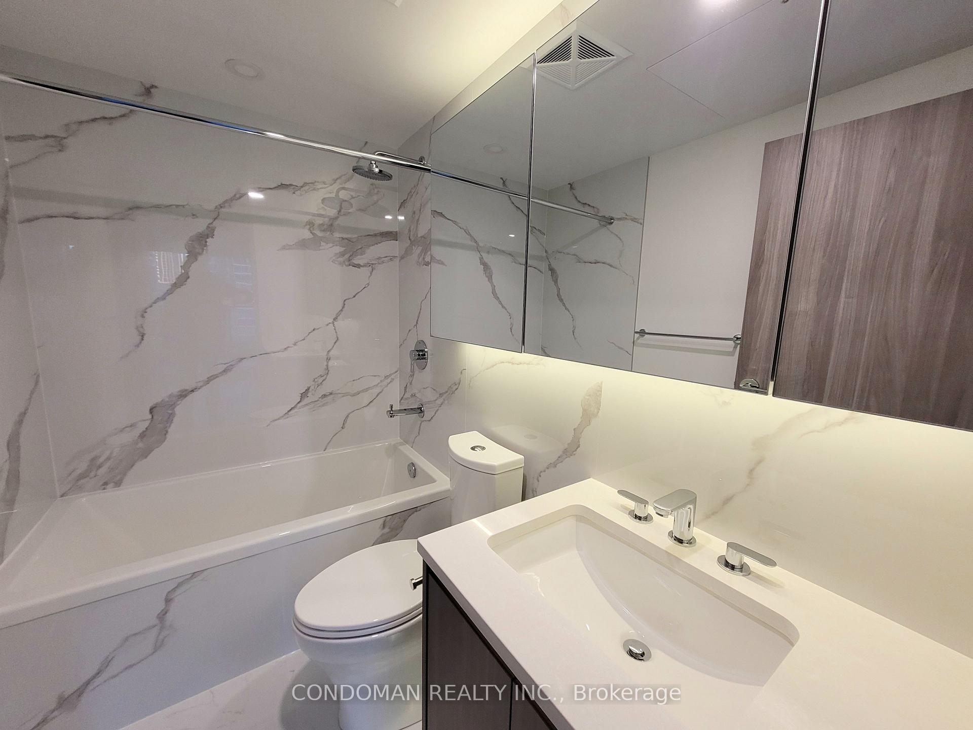Photo 16 of Unit 703, 1 Concord Cityplace Way, Toronto, Waterfront Communities — HOMEH