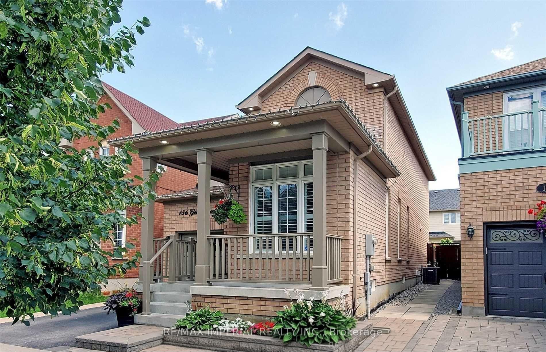 Photo 2 of 156 Goldenwood Crescent, Markham, Greensborough — HOMEH