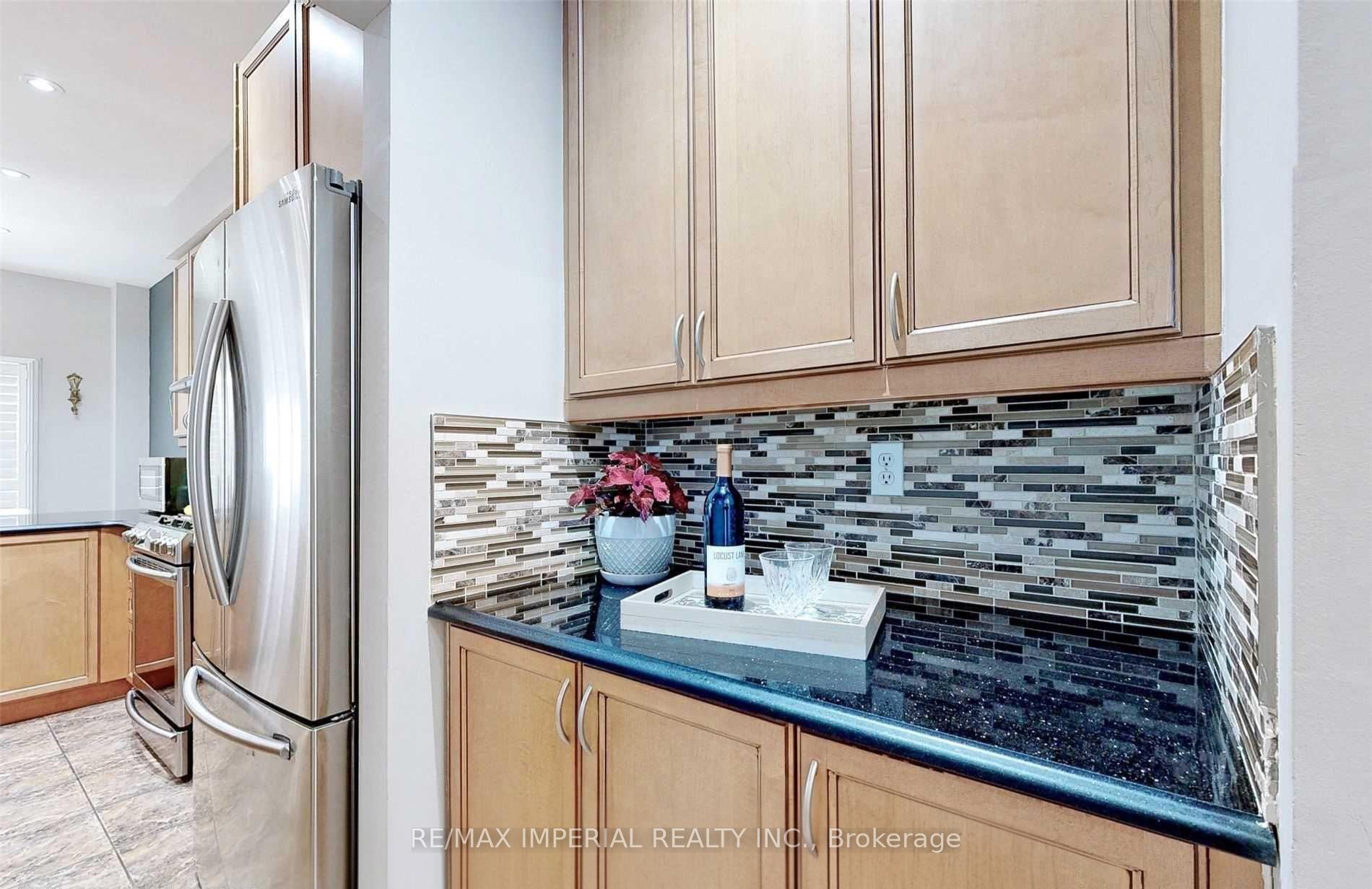 Photo 15 of 156 Goldenwood Crescent, Markham, Greensborough — HOMEH