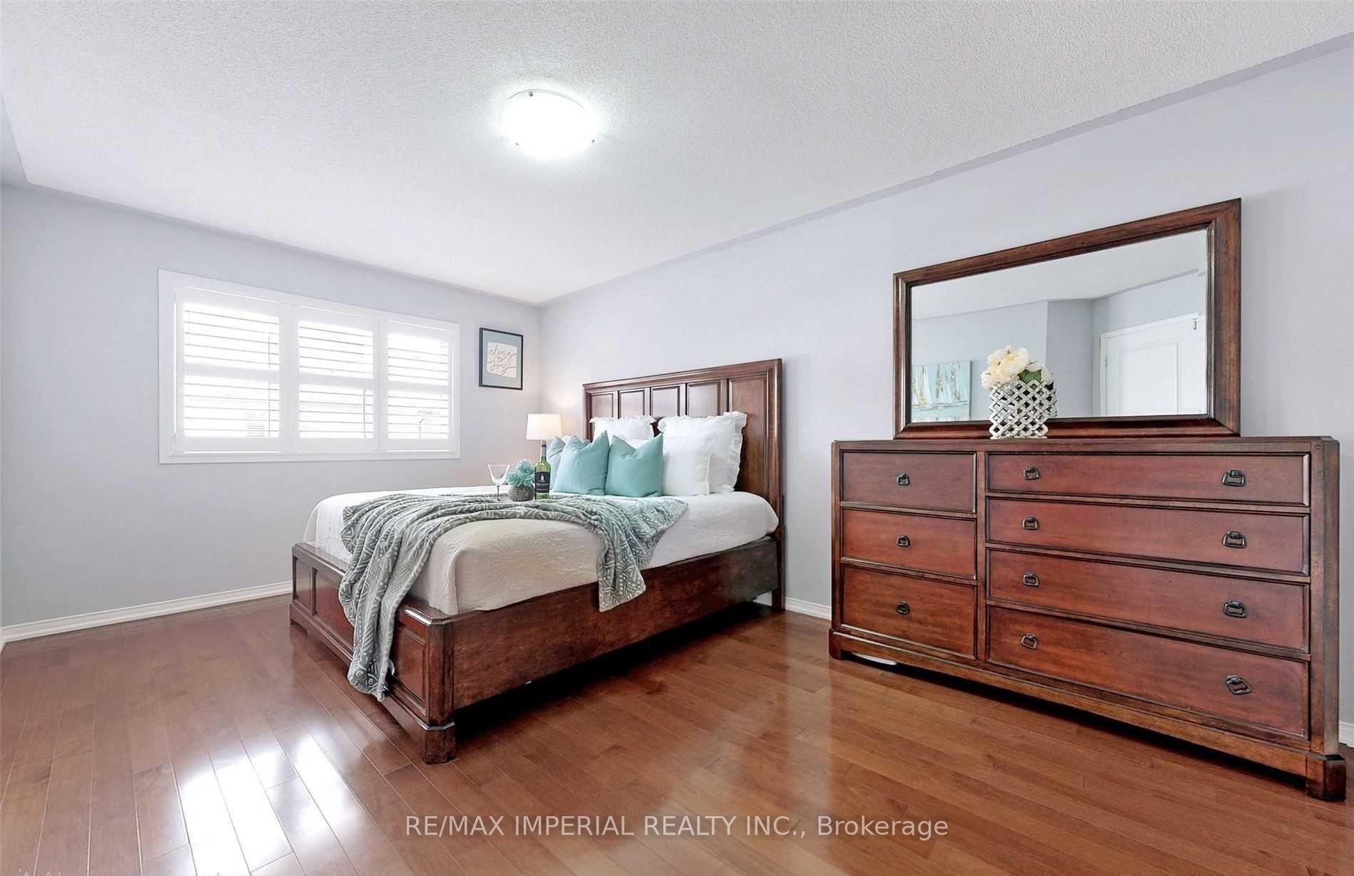 Photo 22 of 156 Goldenwood Crescent, Markham, Greensborough — HOMEH