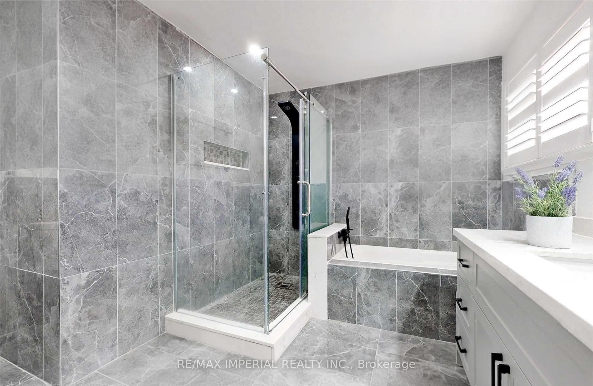 Photo 24 of 156 Goldenwood Crescent, Markham, Greensborough — HOMEH