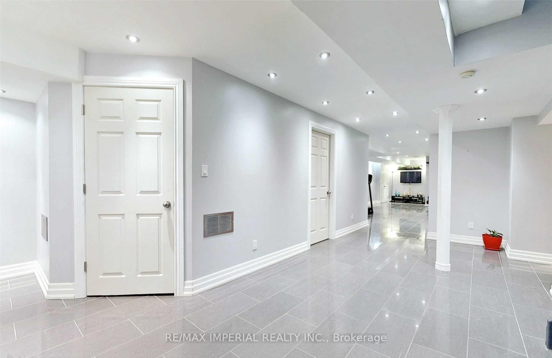 Photo 32 of 156 Goldenwood Crescent, Markham, Greensborough — HOMEH