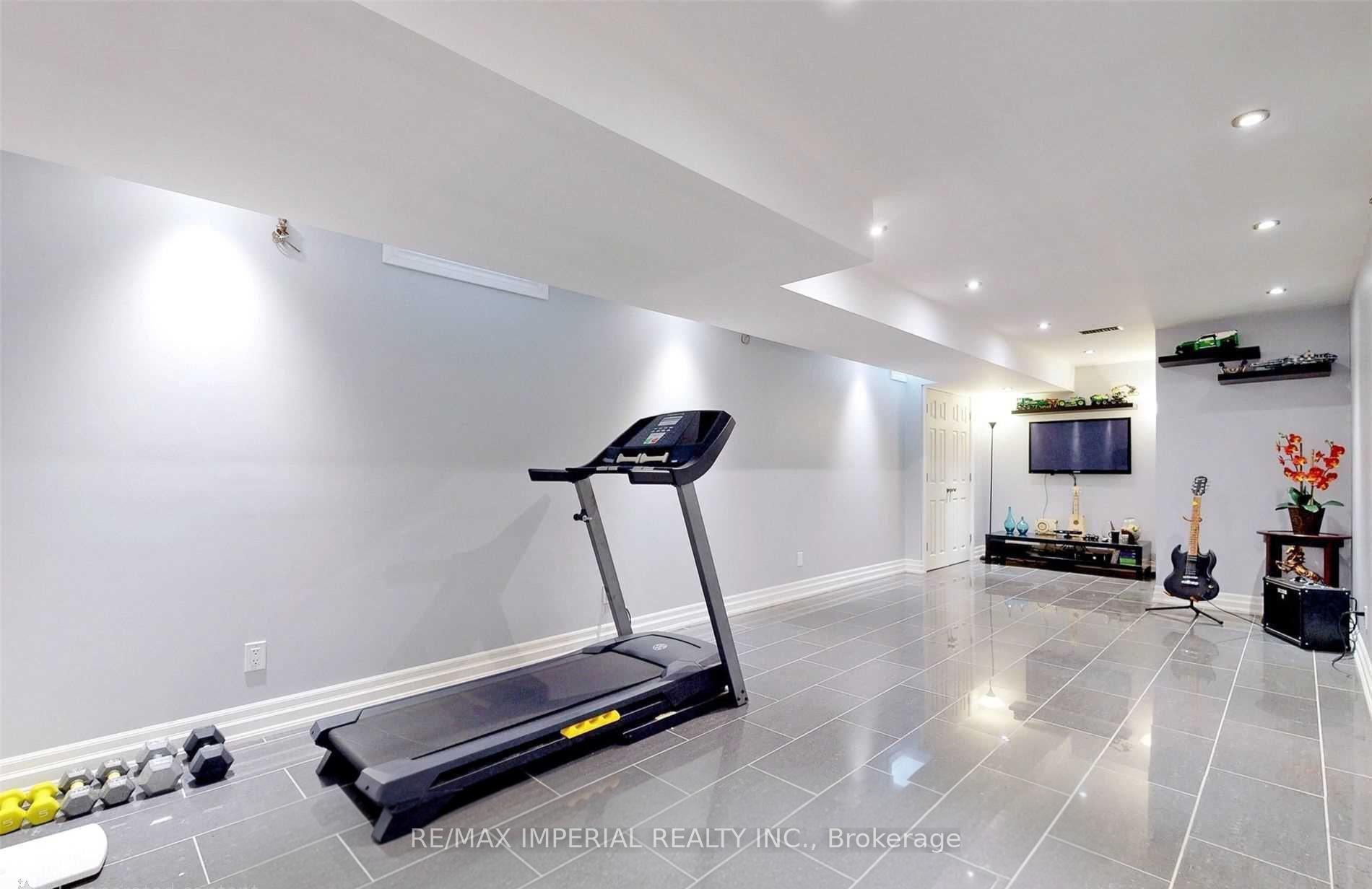 Photo 34 of 156 Goldenwood Crescent, Markham, Greensborough — HOMEH