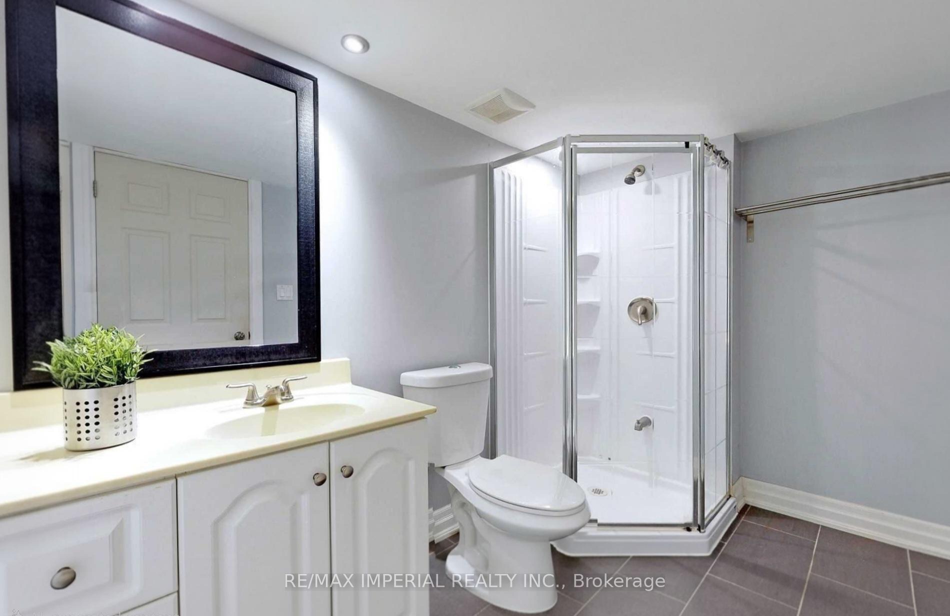 Photo 37 of 156 Goldenwood Crescent, Markham, Greensborough — HOMEH