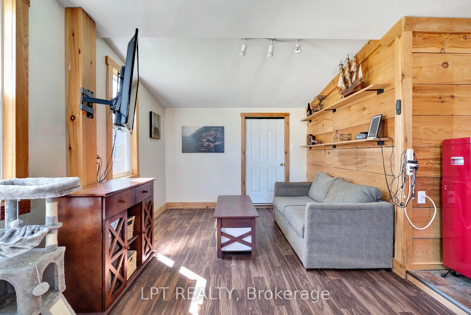 Photo 7 of 198 Munroe Street, West Elgin, West Lorne — HOMEH
