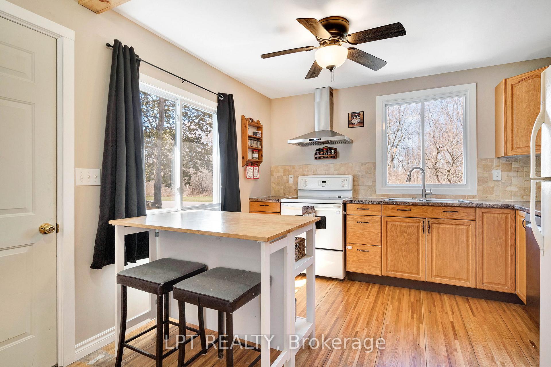 Photo 17 of 198 Munroe Street, West Elgin, West Lorne — HOMEH