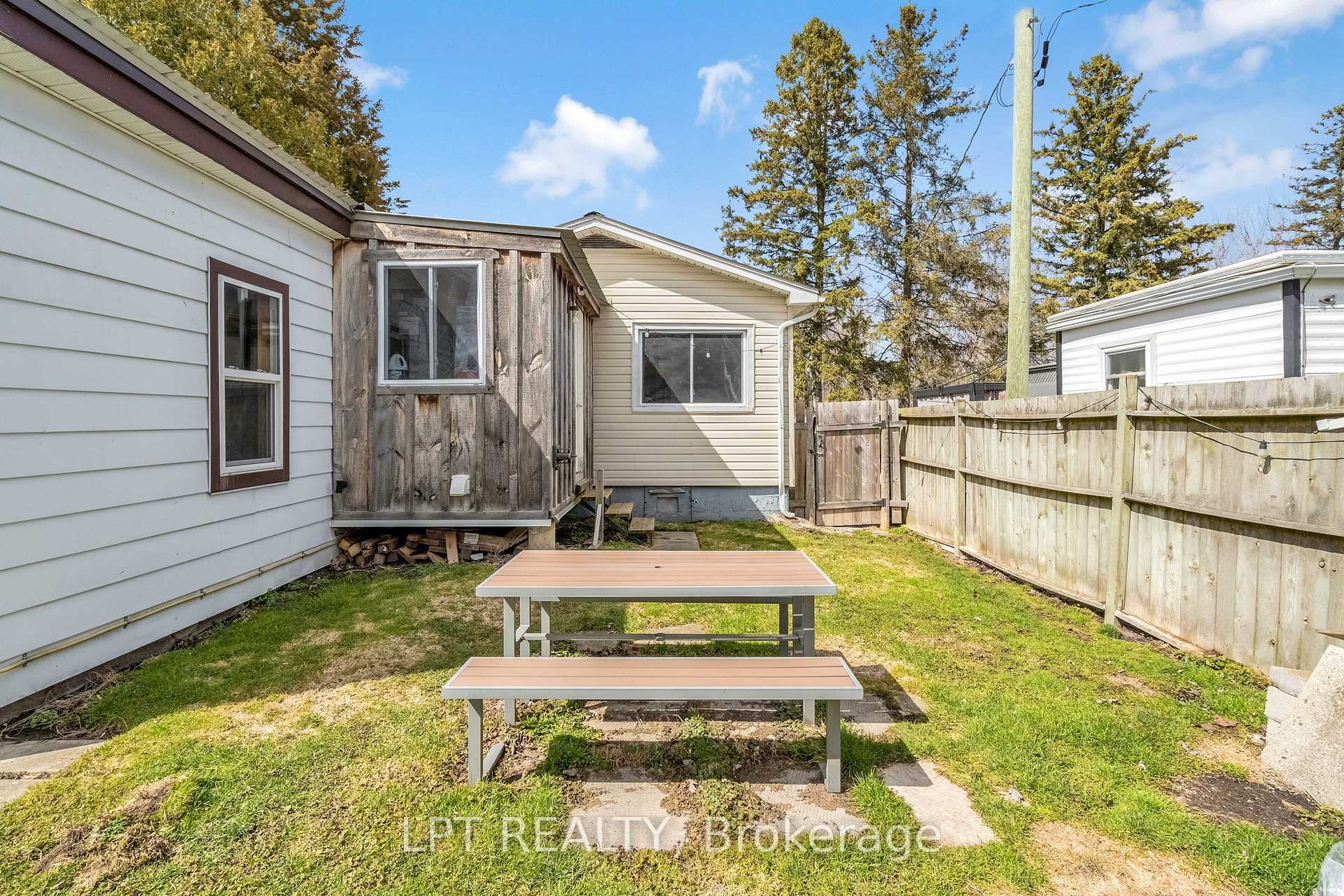 Photo 37 of 198 Munroe Street, West Elgin, West Lorne — HOMEH