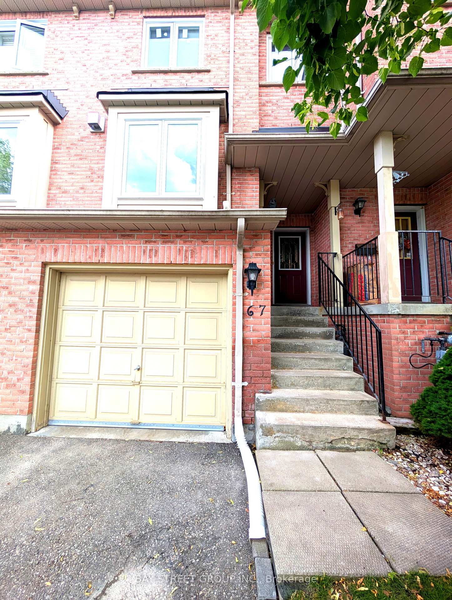 Photo 1 of 67 Rougehaven Way, Markham, Vinegar Hill — HOMEH