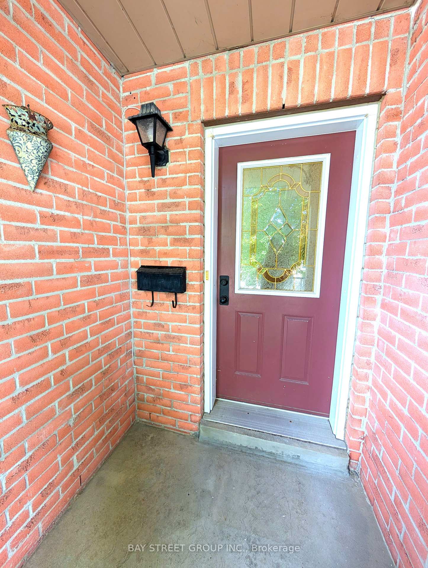Photo 2 of 67 Rougehaven Way, Markham, Vinegar Hill — HOMEH