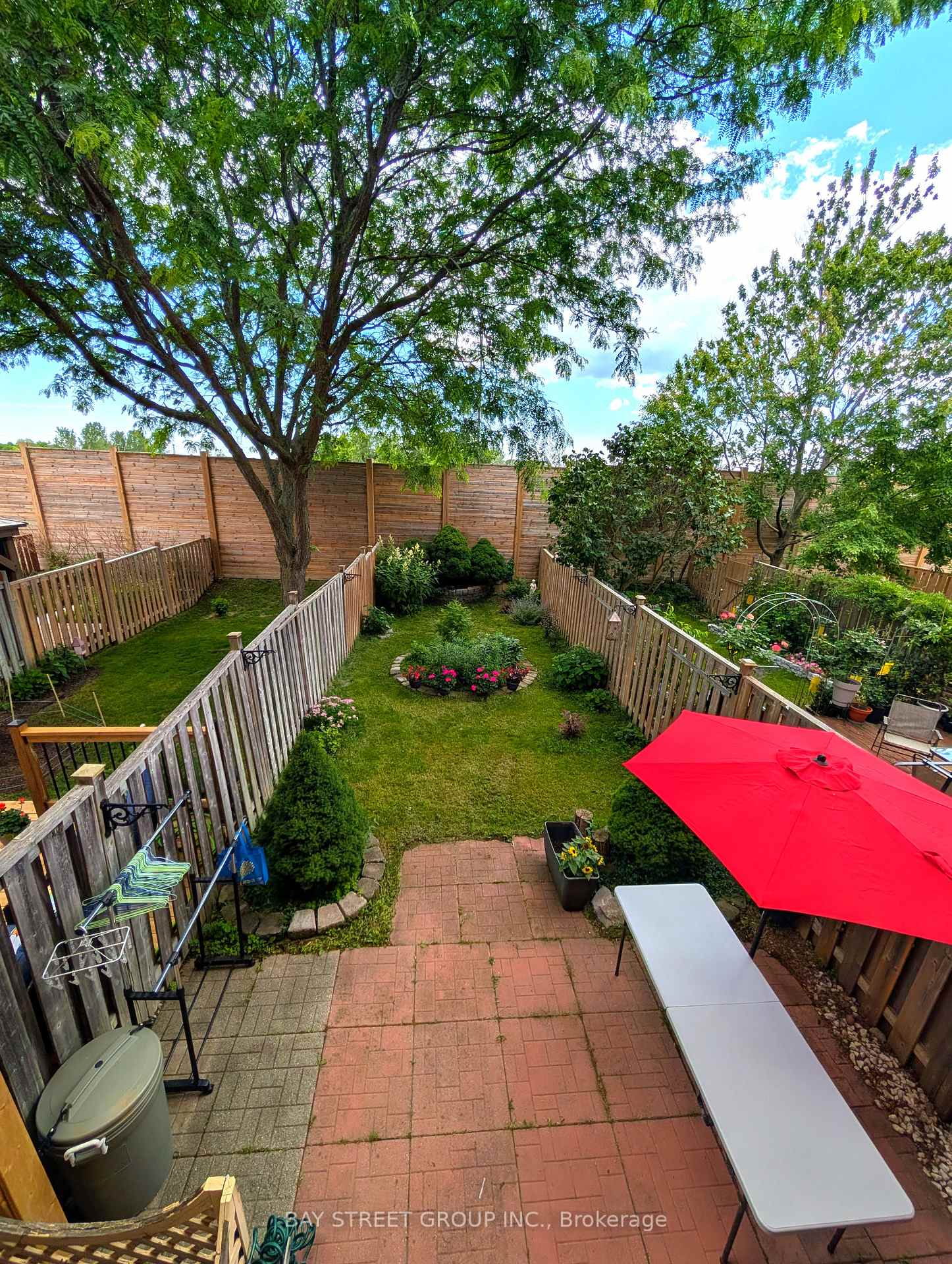 Photo 13 of 67 Rougehaven Way, Markham, Vinegar Hill — HOMEH