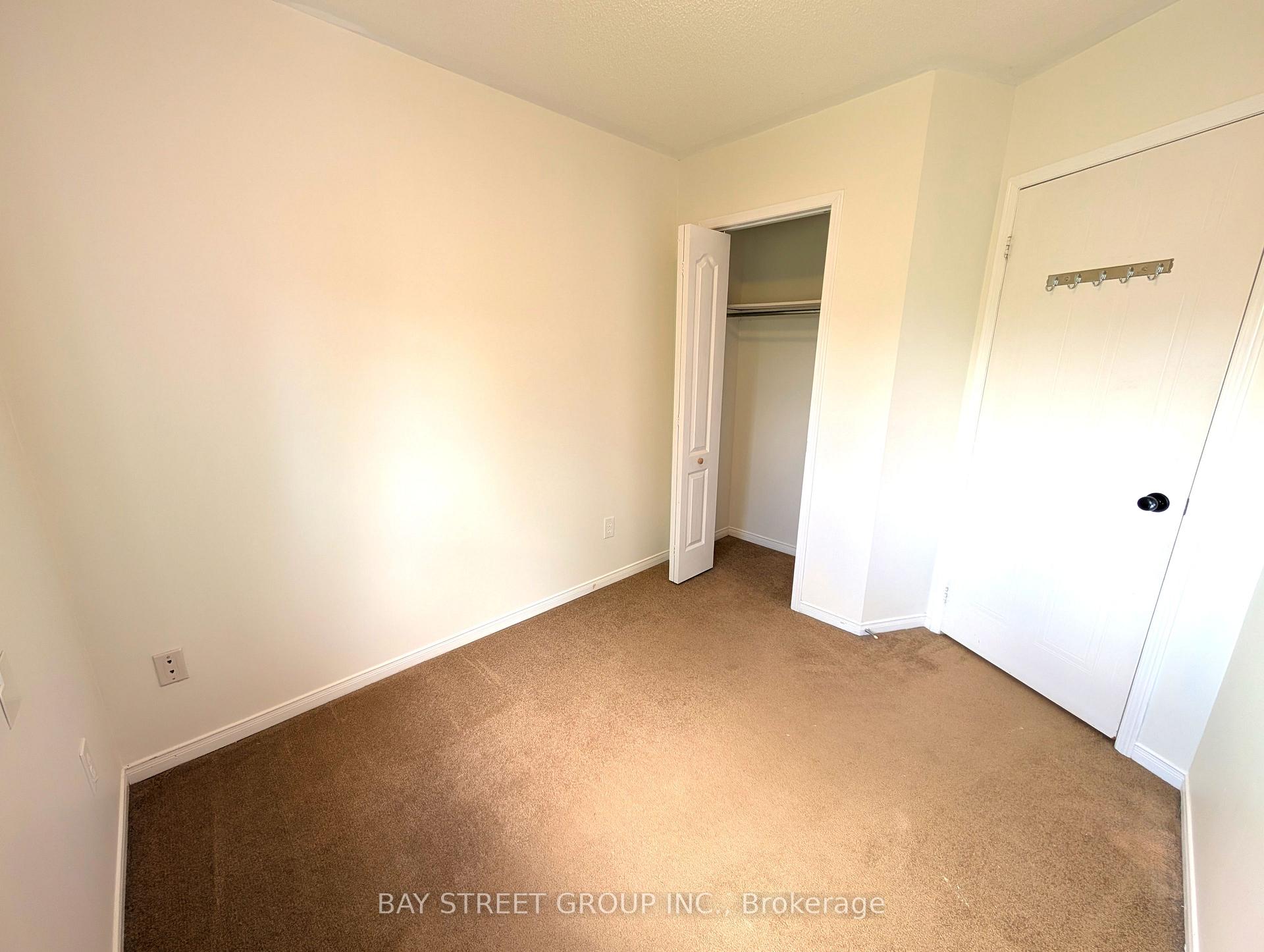 Photo 21 of 67 Rougehaven Way, Markham, Vinegar Hill — HOMEH