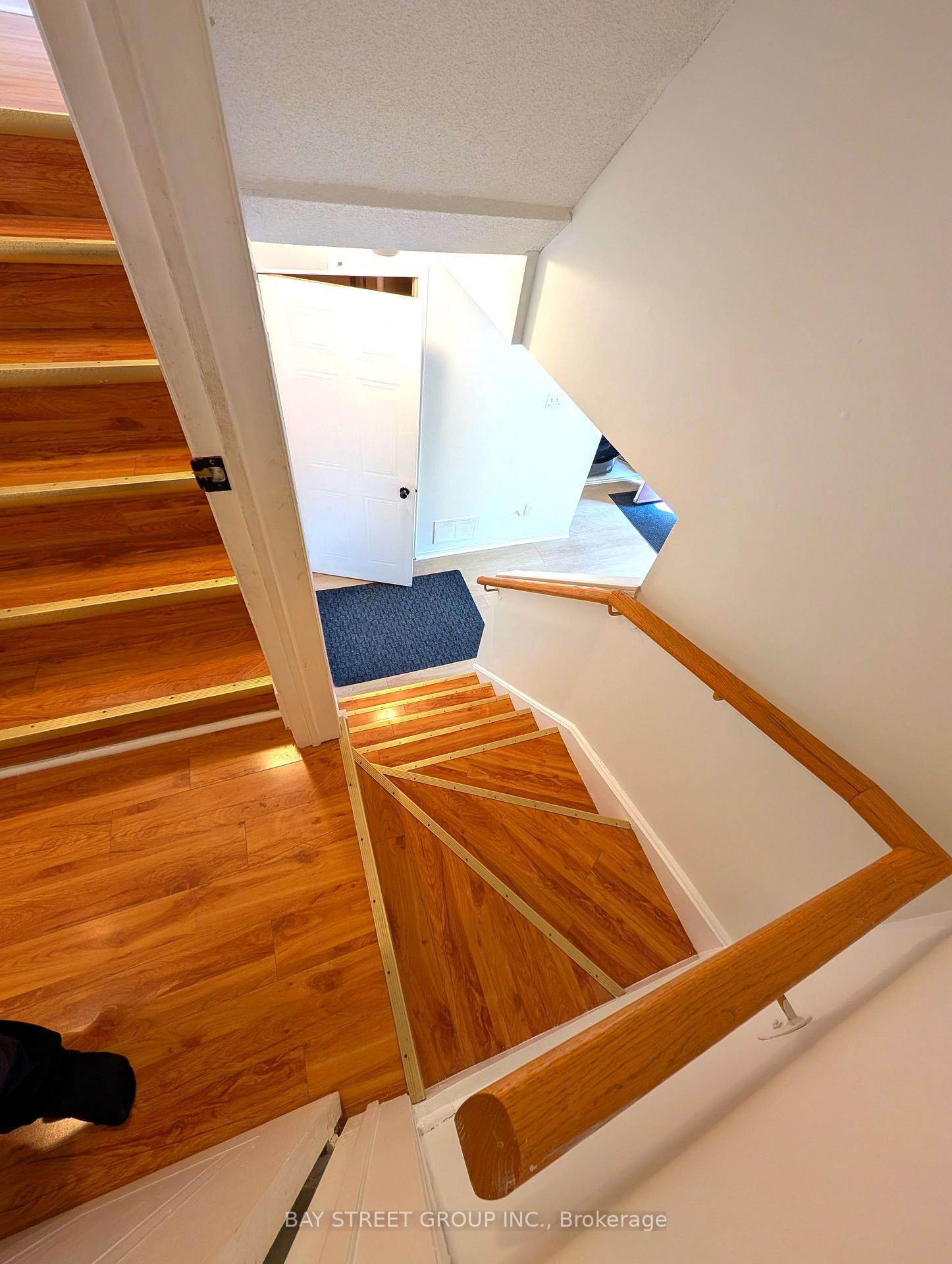 Photo 30 of 67 Rougehaven Way, Markham, Vinegar Hill — HOMEH