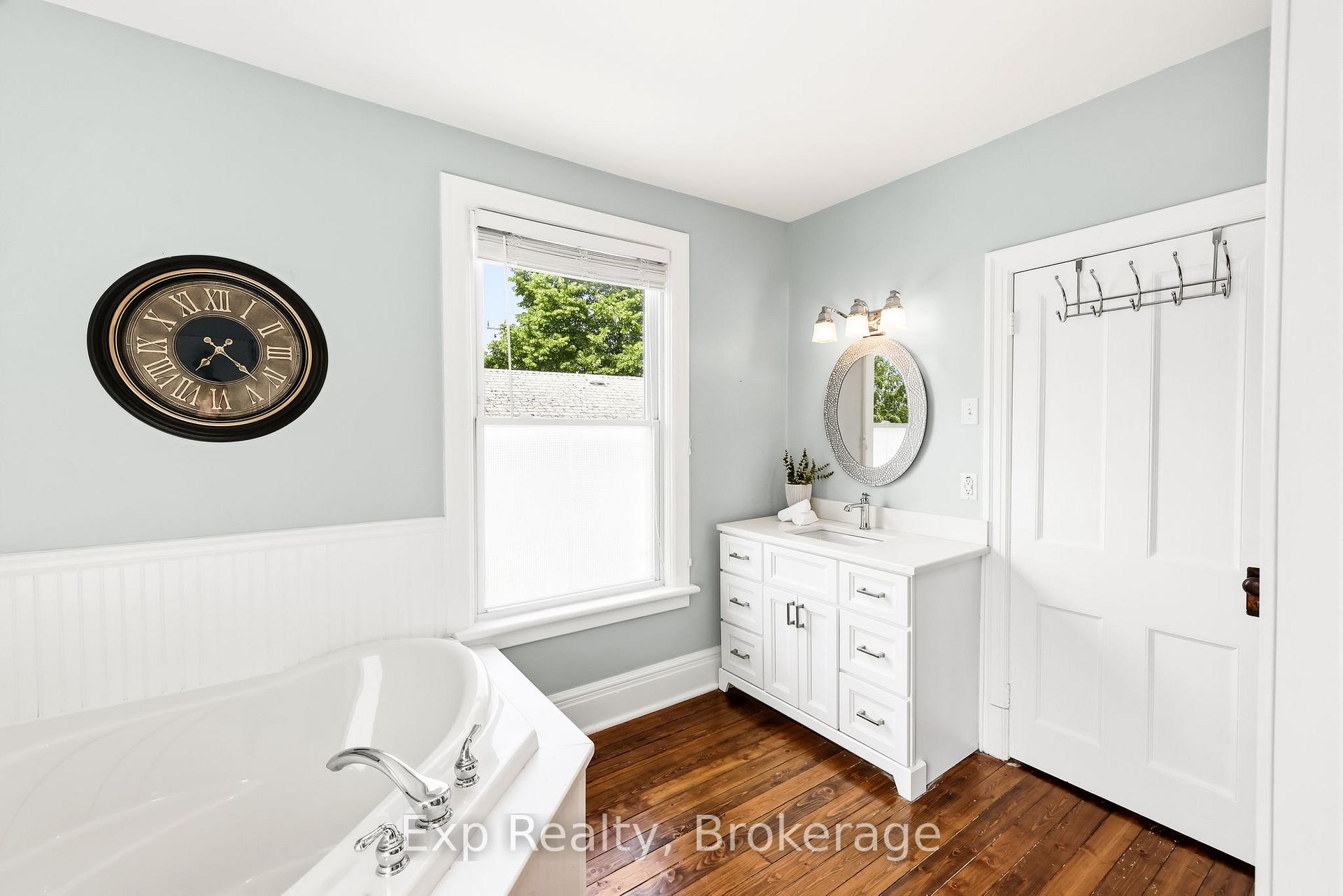 Photo 32 of 299 Spring Street, Cobourg — HOMEH