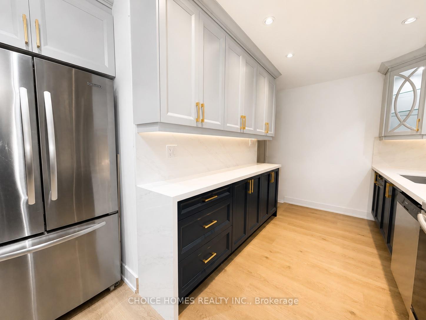 Photo 16 of 19 Landfair Crescent, Scarborough, Woburn — HOMEH