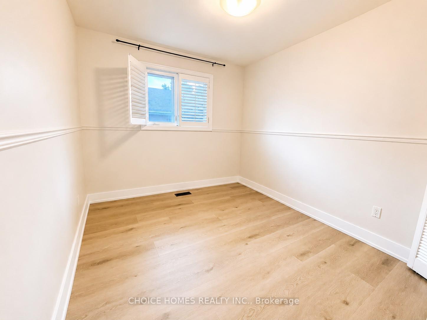 Photo 27 of 19 Landfair Crescent, Scarborough, Woburn — HOMEH