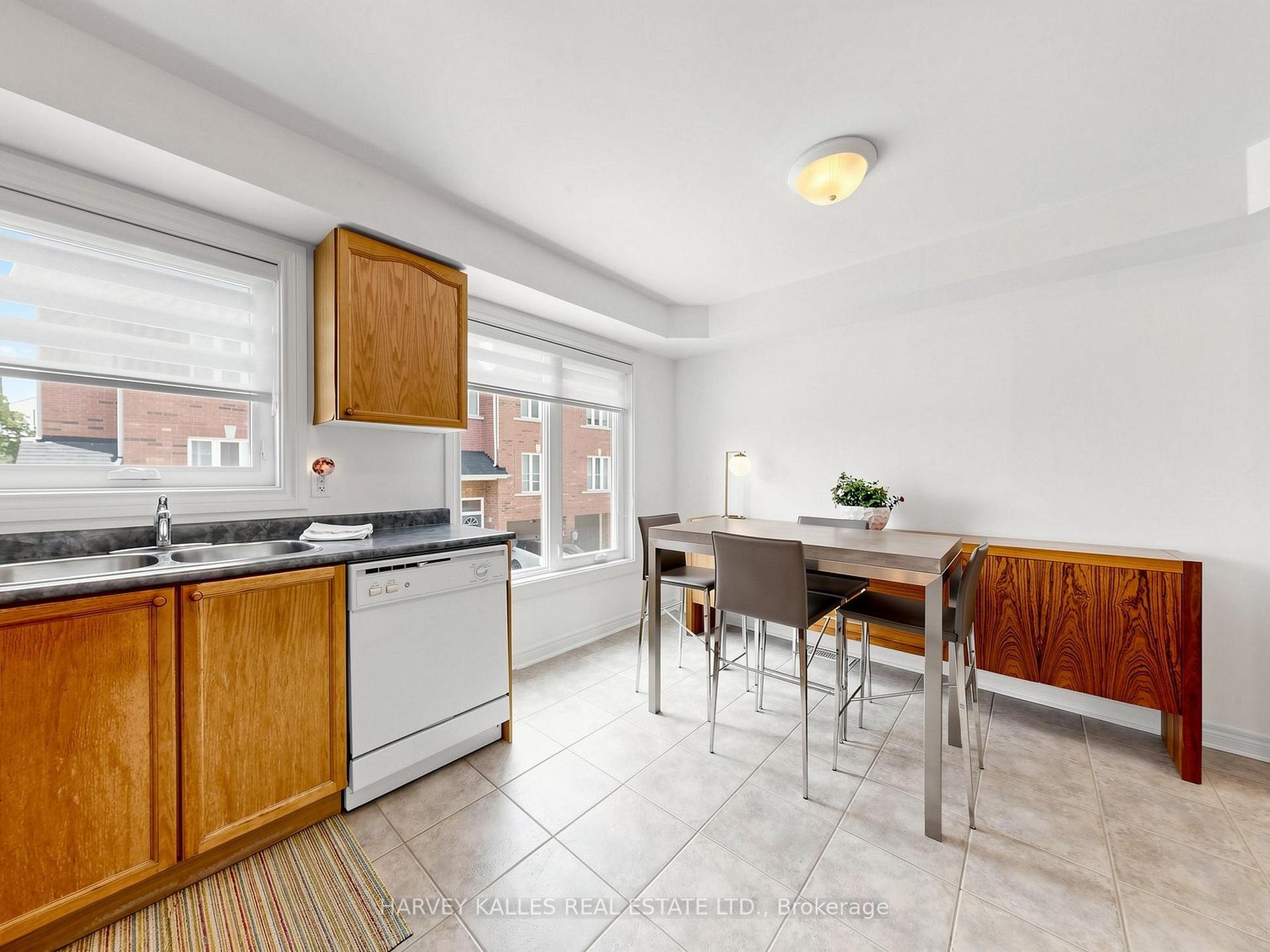 Photo 17 of 10 Lightbourn Avenue, Toronto, Dovercourt-Wallace Emerson-Junction — HOMEH