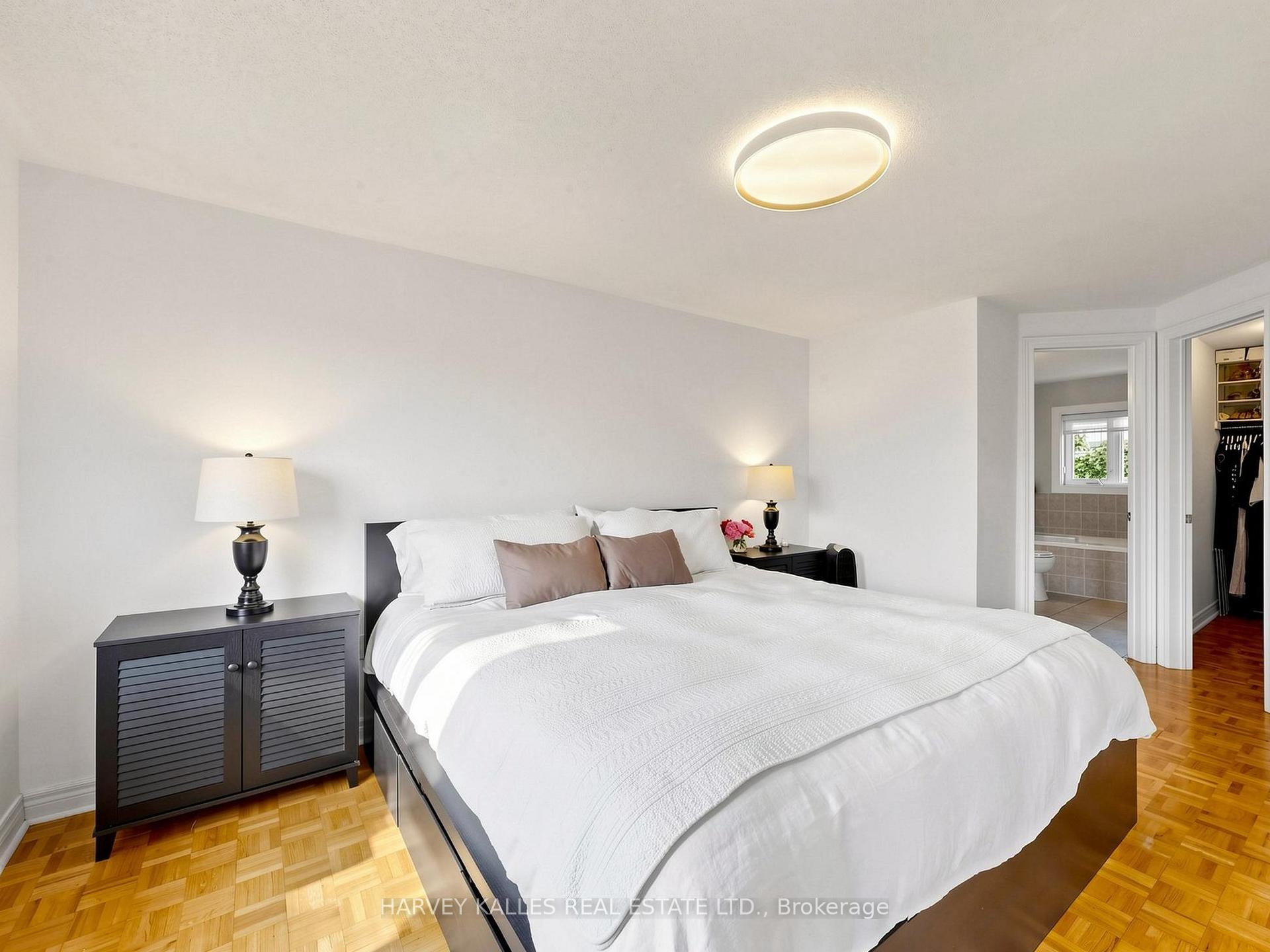 Photo 33 of 10 Lightbourn Avenue, Toronto, Dovercourt-Wallace Emerson-Junction — HOMEH