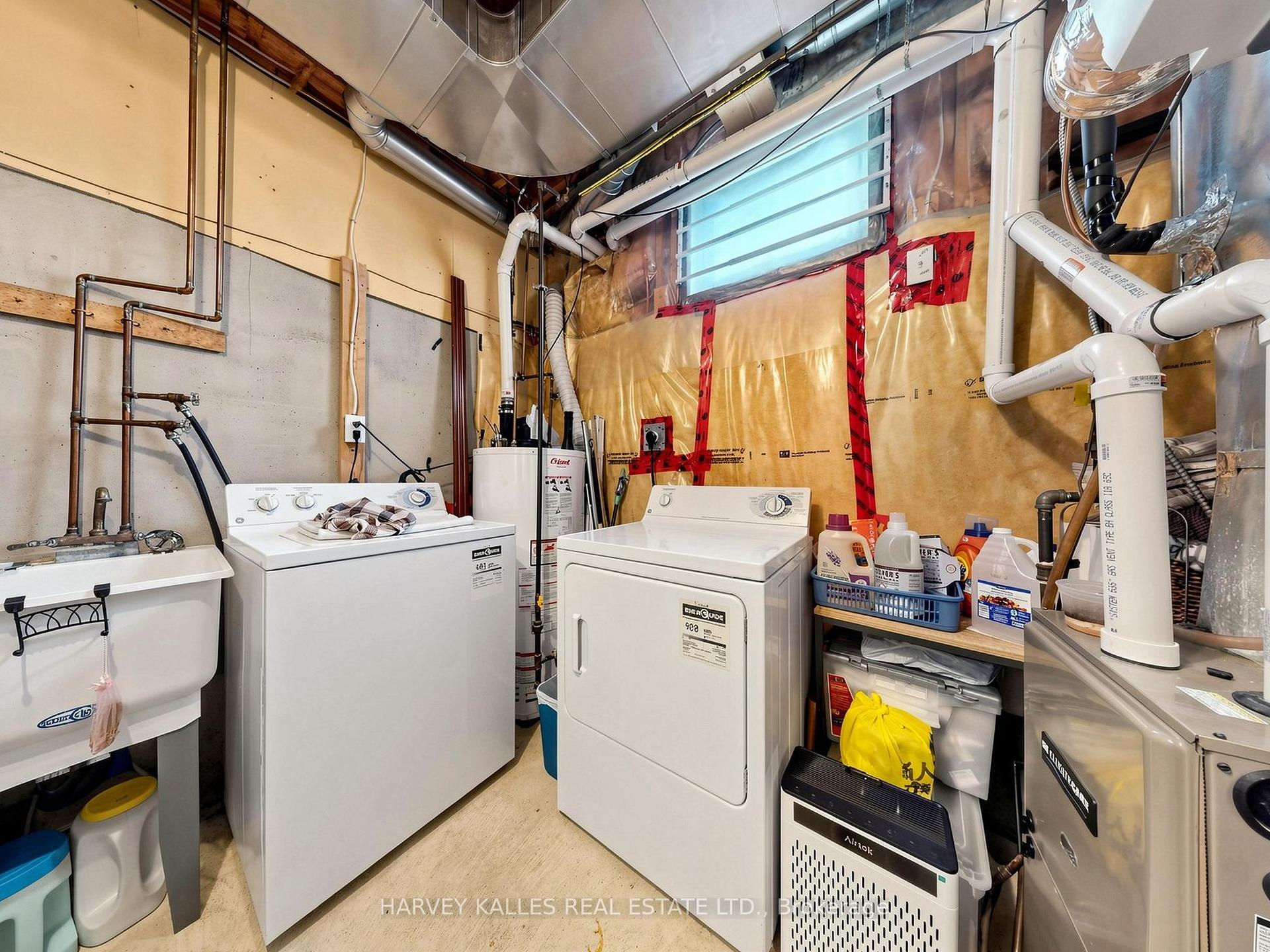 Photo 40 of 10 Lightbourn Avenue, Toronto, Dovercourt-Wallace Emerson-Junction — HOMEH
