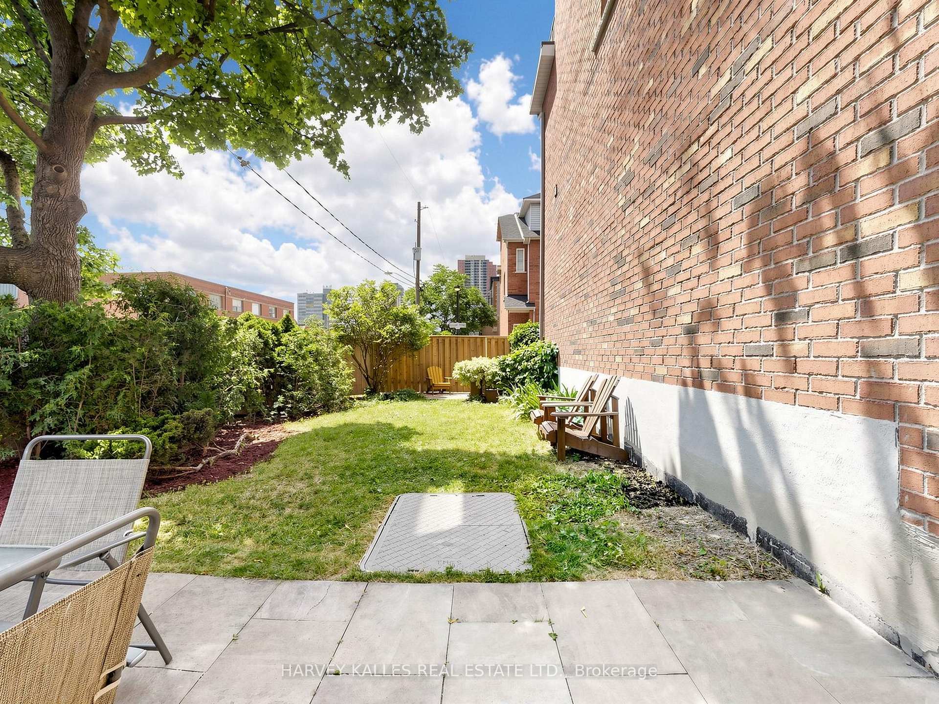 Photo 45 of 10 Lightbourn Avenue, Toronto, Dovercourt-Wallace Emerson-Junction — HOMEH