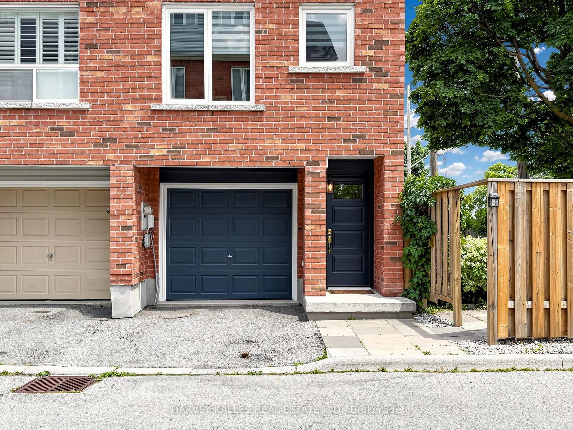 Photo 48 of 10 Lightbourn Avenue, Toronto, Dovercourt-Wallace Emerson-Junction — HOMEH