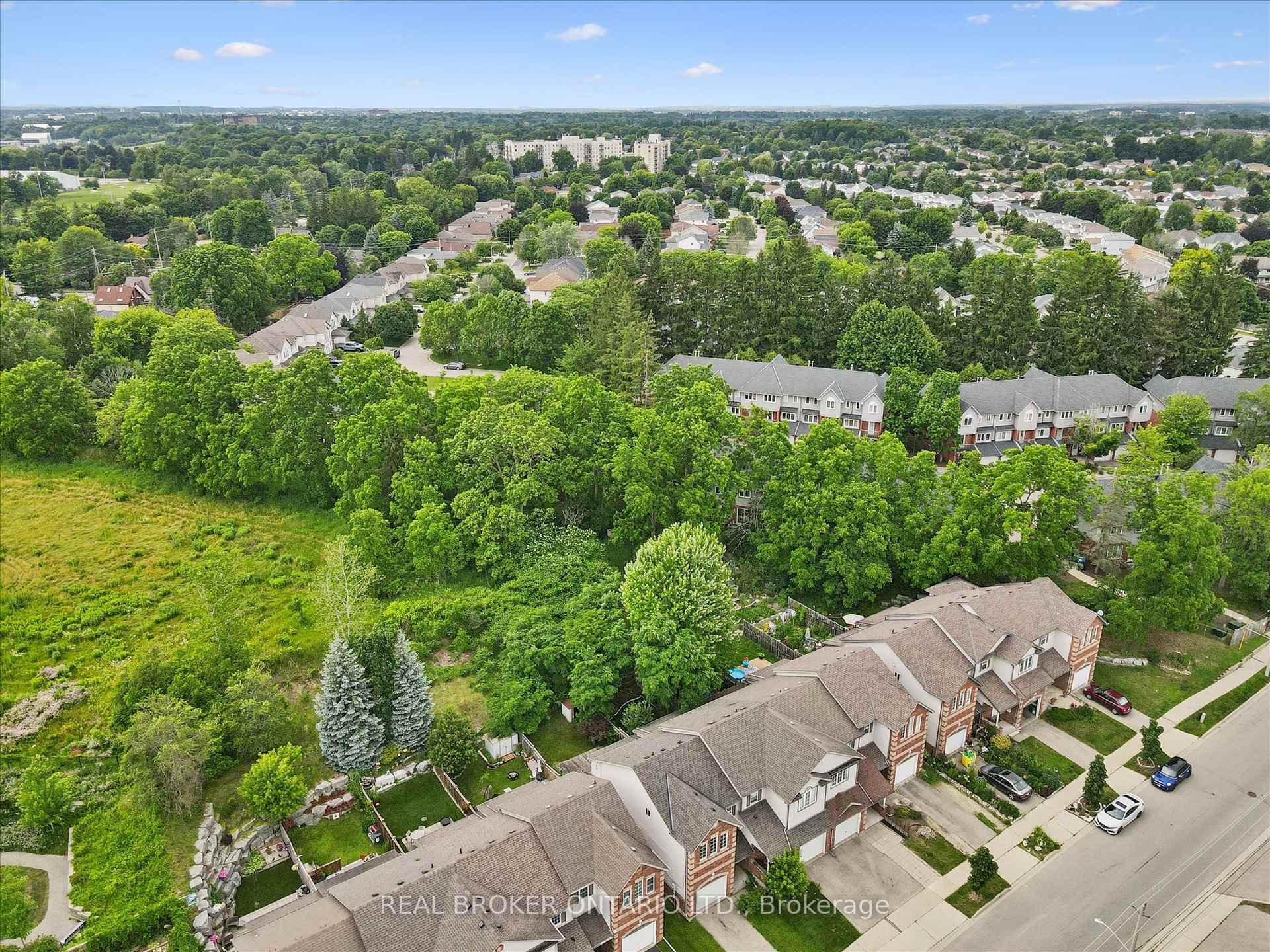 Photo 42 of 69 Woolwich Street, Kitchener, University Downs — HOMEH