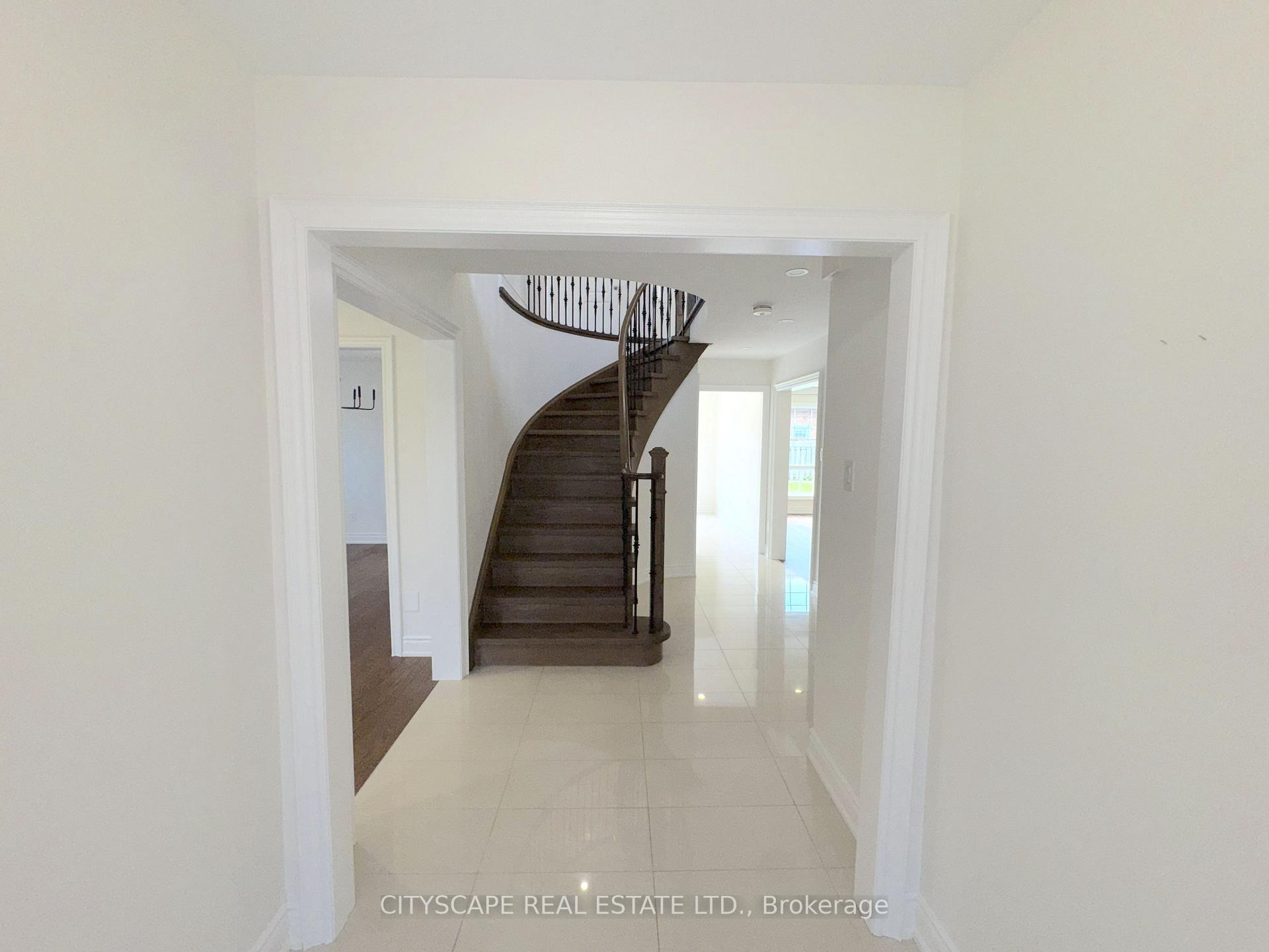 Photo 6 of 6 Diane Court, Brampton, Fletcher's Creek South — HOMEH