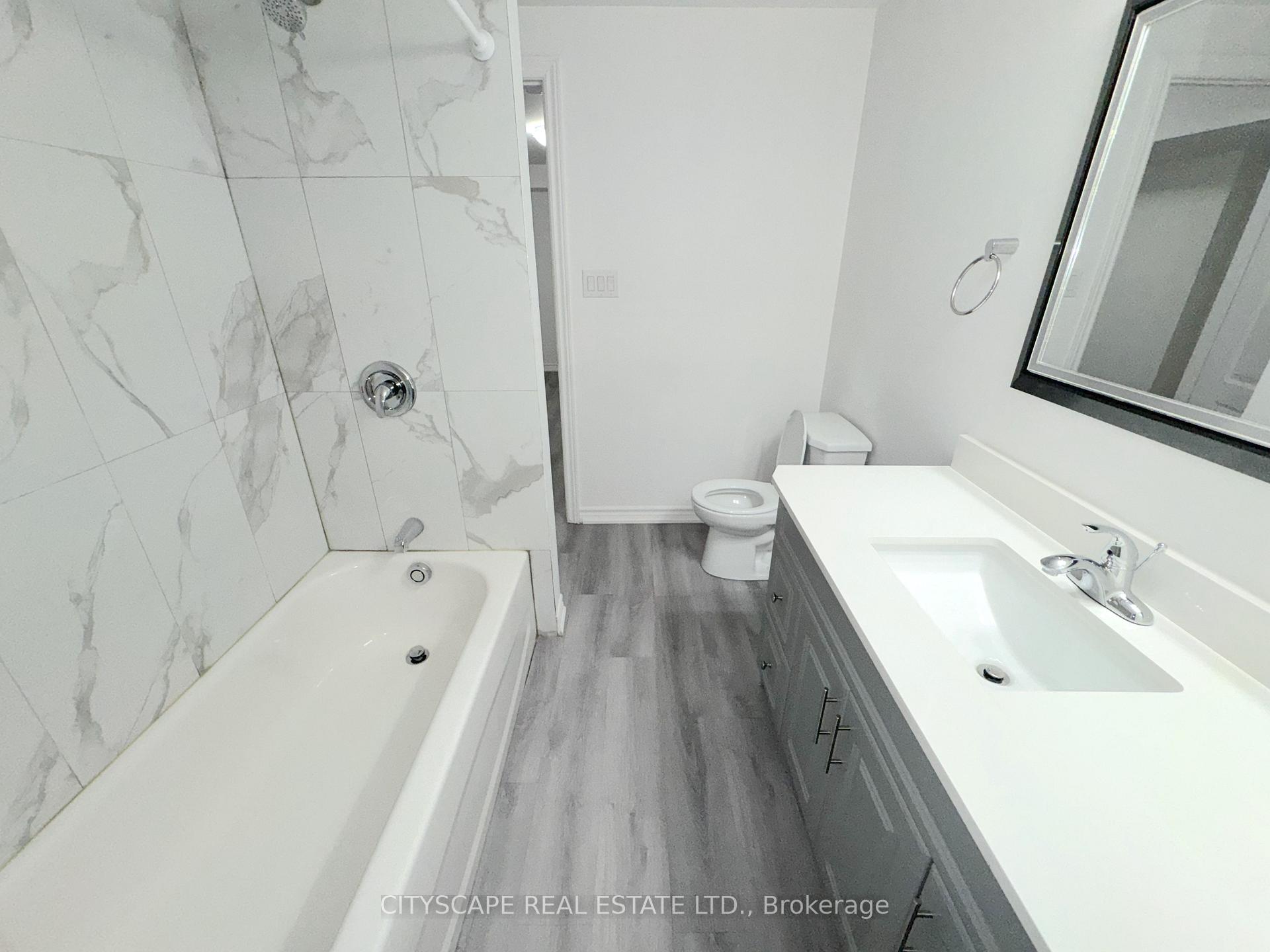 Photo 44 of 6 Diane Court, Brampton, Fletcher's Creek South — HOMEH