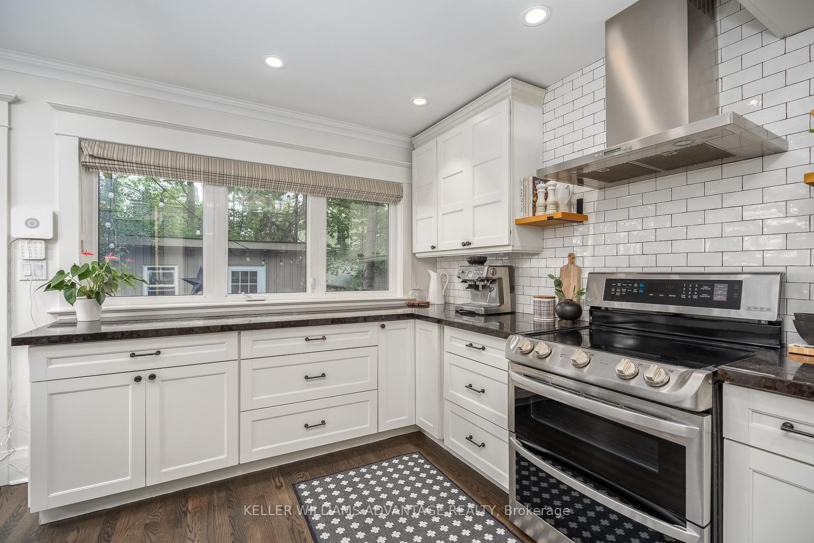 Photo 11 of 69 Keystone Avenue, Toronto, East End-Danforth — HOMEH