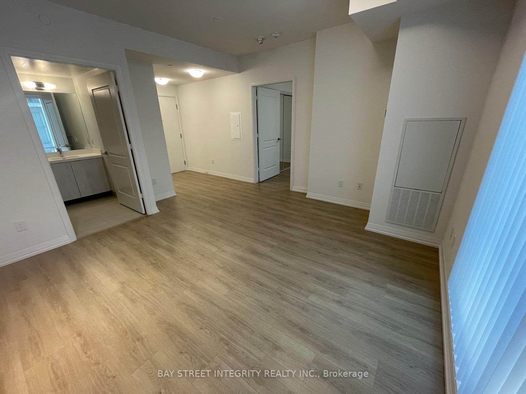 Photo 3 of Unit 1102, 8 Widmer Street, Toronto, Waterfront Communities — HOMEH