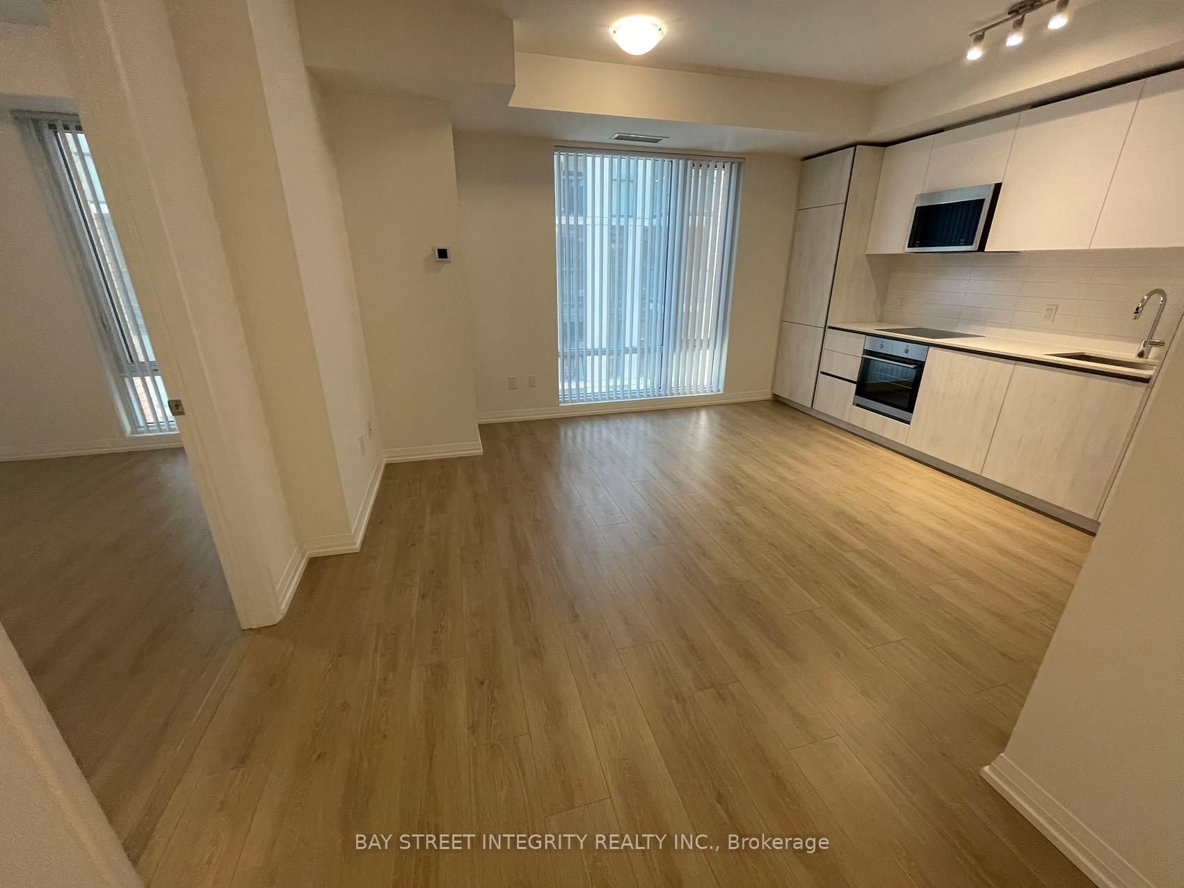 Photo 8 of Unit 1102, 8 Widmer Street, Toronto, Waterfront Communities — HOMEH