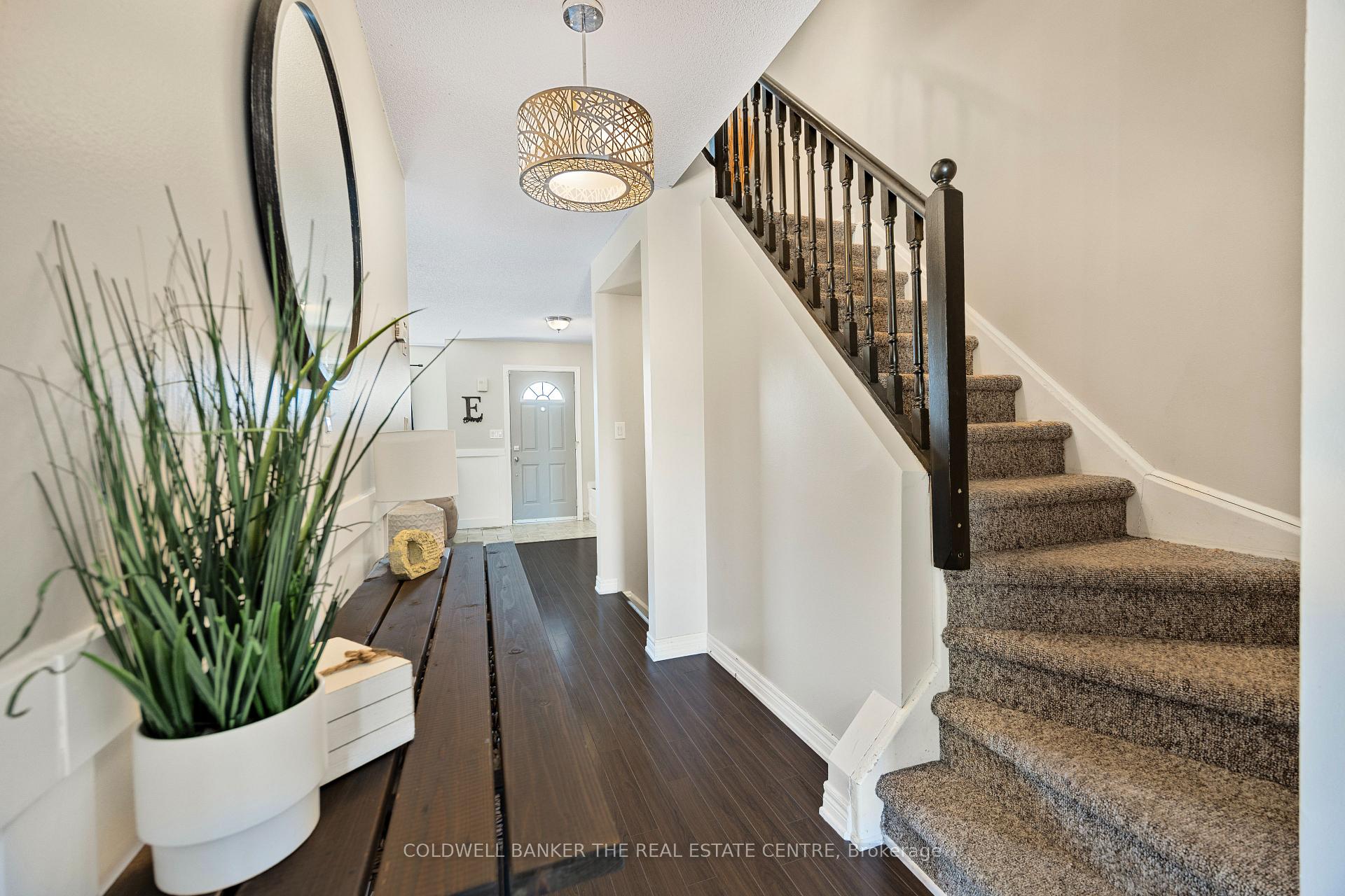Photo 7 of Unit 10, 234 Cundles Road E, Barrie, Little Lake — HOMEH