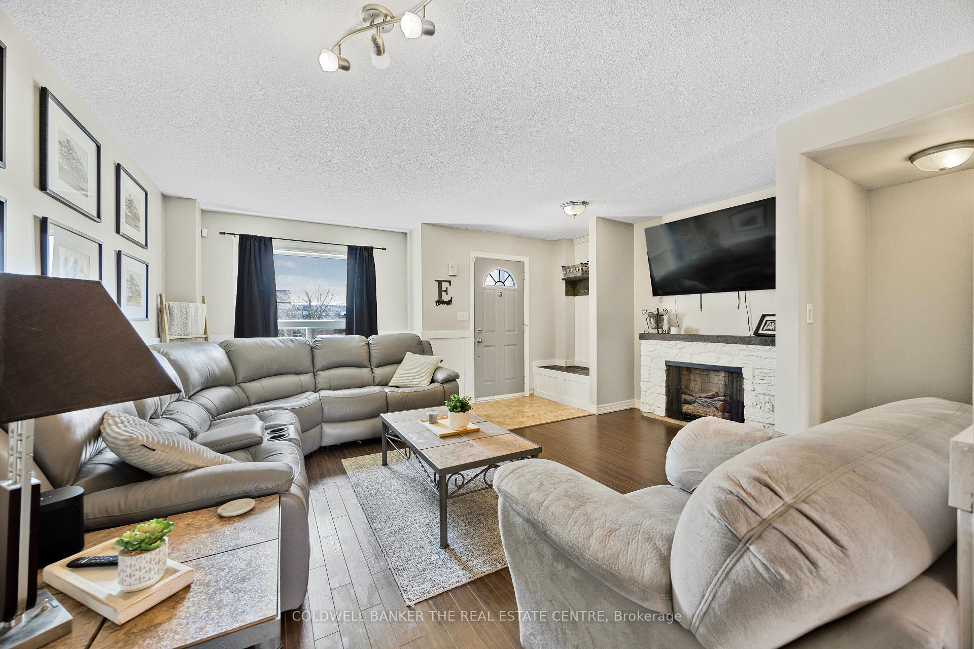 Photo 13 of Unit 10, 234 Cundles Road E, Barrie, Little Lake — HOMEH