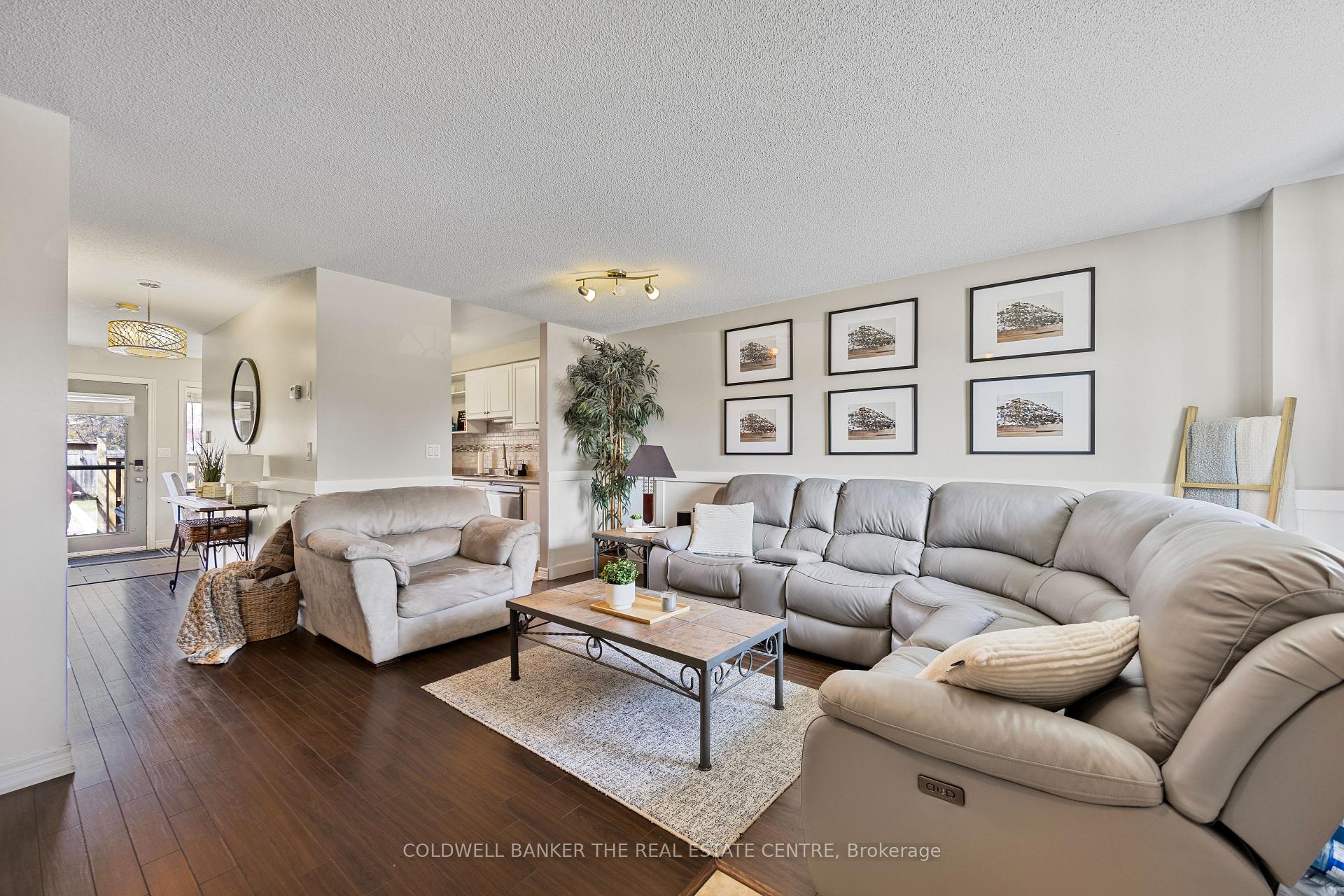 Photo 14 of Unit 10, 234 Cundles Road E, Barrie, Little Lake — HOMEH