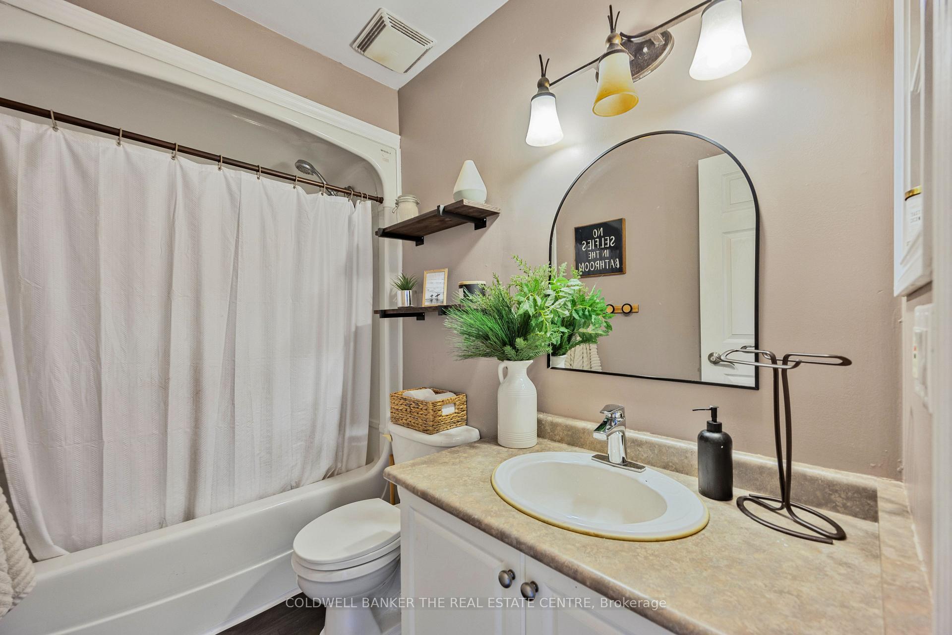 Photo 21 of Unit 10, 234 Cundles Road E, Barrie, Little Lake — HOMEH