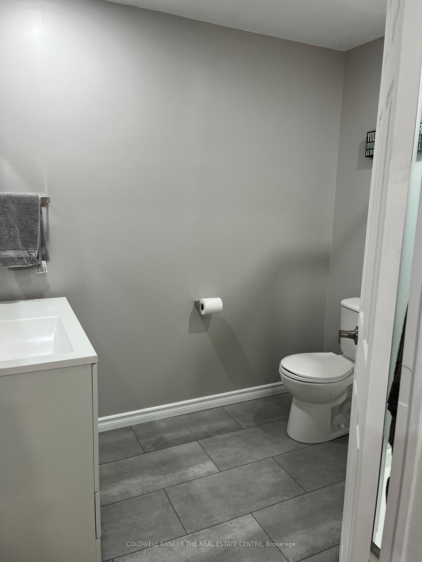 Photo 31 of Unit 10, 234 Cundles Road E, Barrie, Little Lake — HOMEH