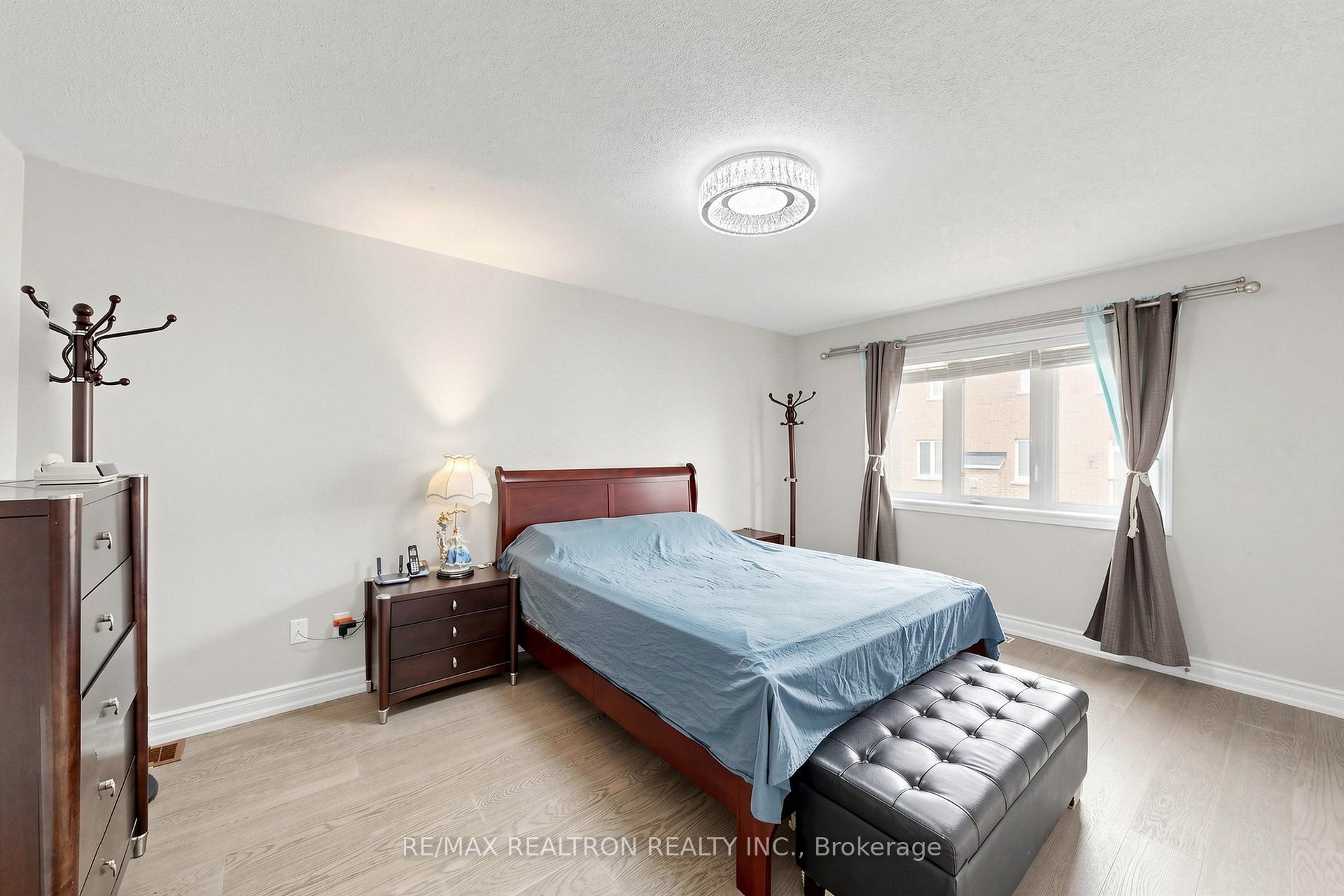 Photo 25 of 37 Greenspire Avenue, Markham, Wismer — HOMEH