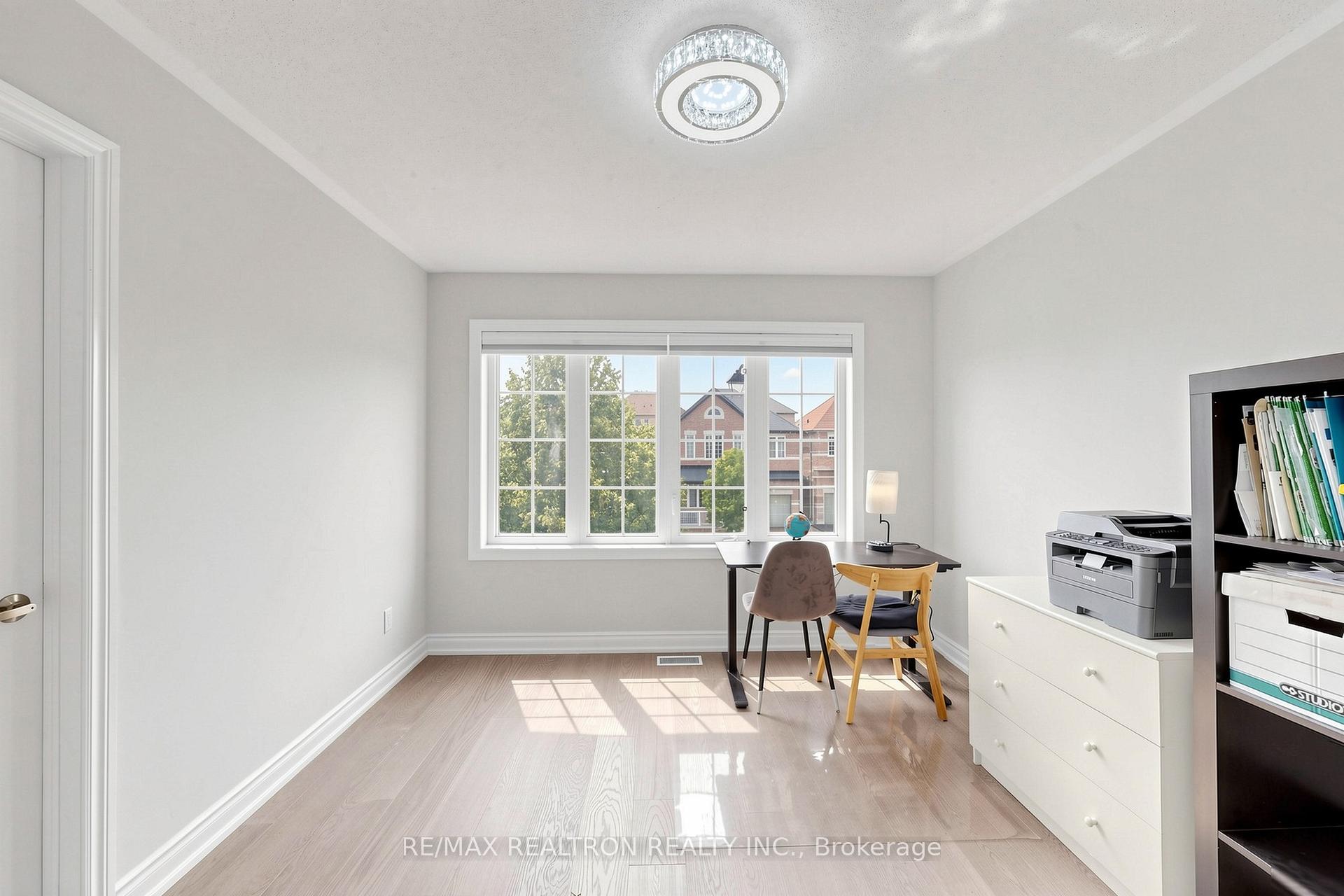 Photo 30 of 37 Greenspire Avenue, Markham, Wismer — HOMEH