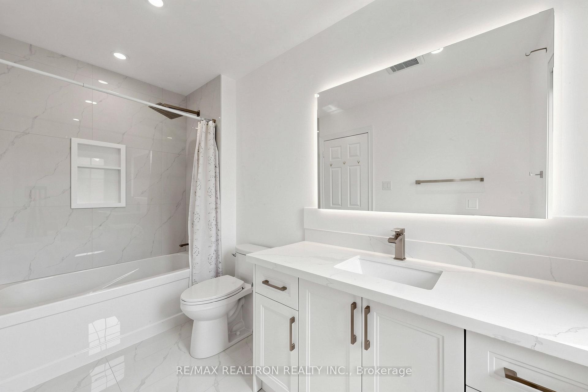 Photo 31 of 37 Greenspire Avenue, Markham, Wismer — HOMEH
