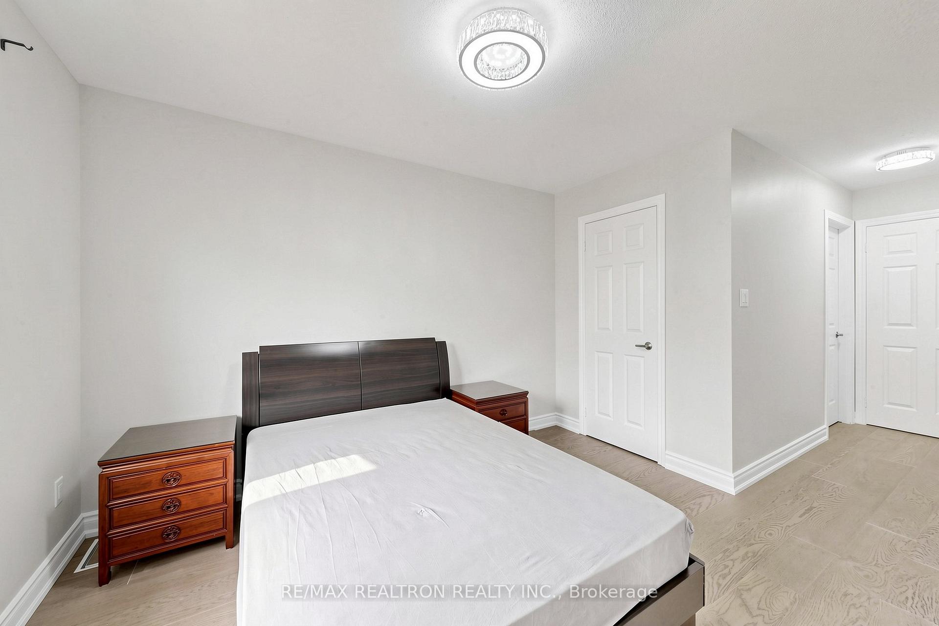 Photo 33 of 37 Greenspire Avenue, Markham, Wismer — HOMEH