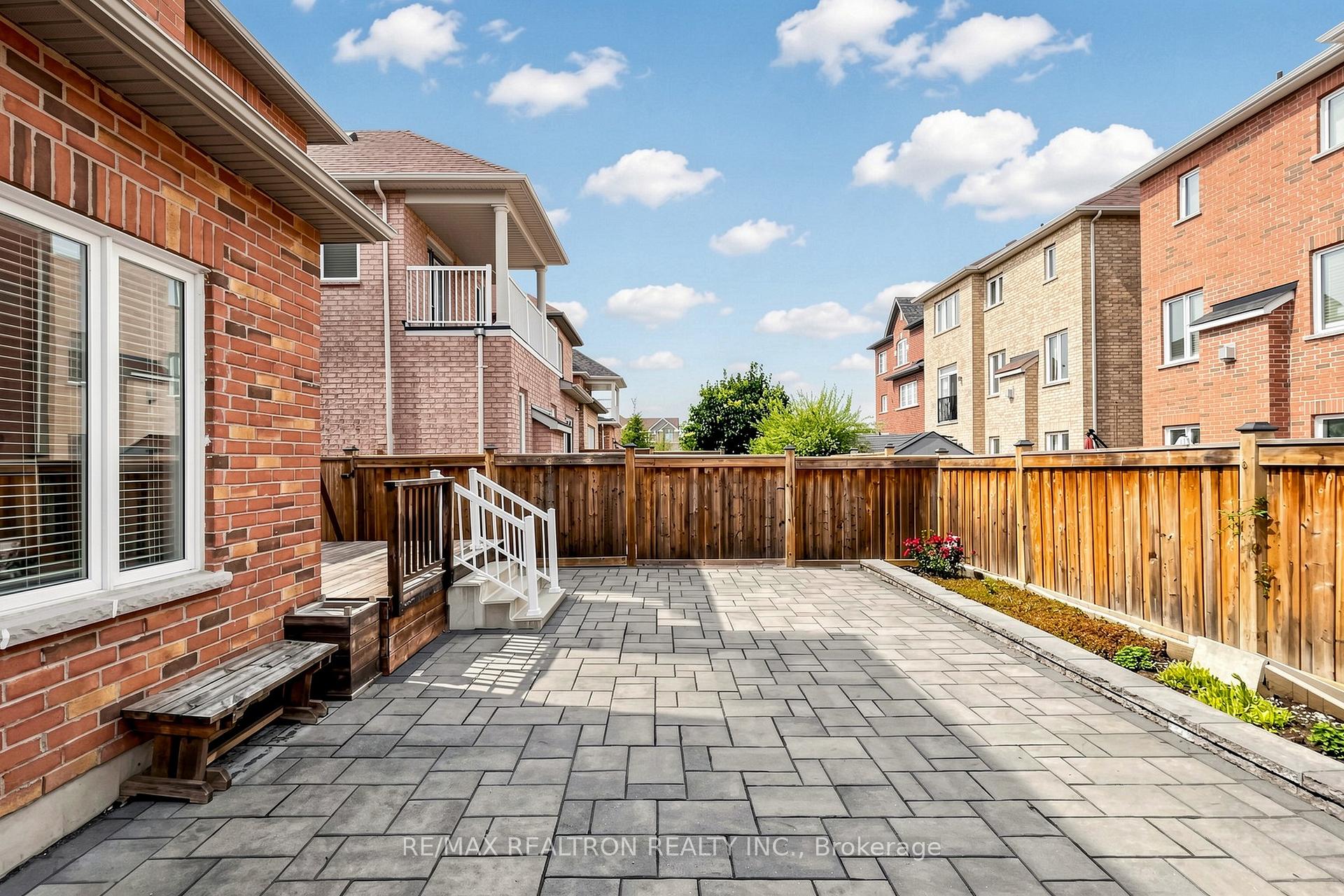 Photo 43 of 37 Greenspire Avenue, Markham, Wismer — HOMEH
