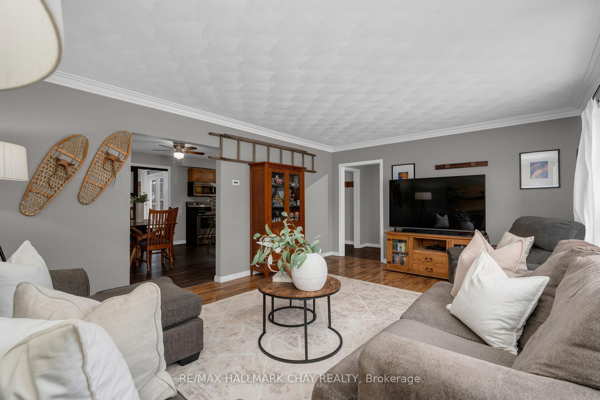 Photo 8 of 232 Superior Street, Clearview, Stayner — HOMEH