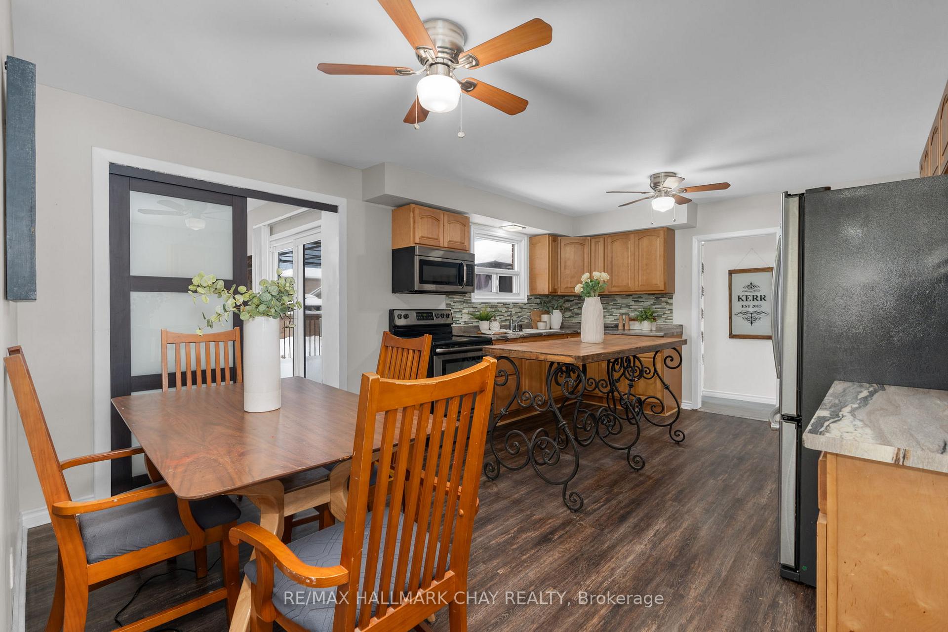 Photo 12 of 232 Superior Street, Clearview, Stayner — HOMEH