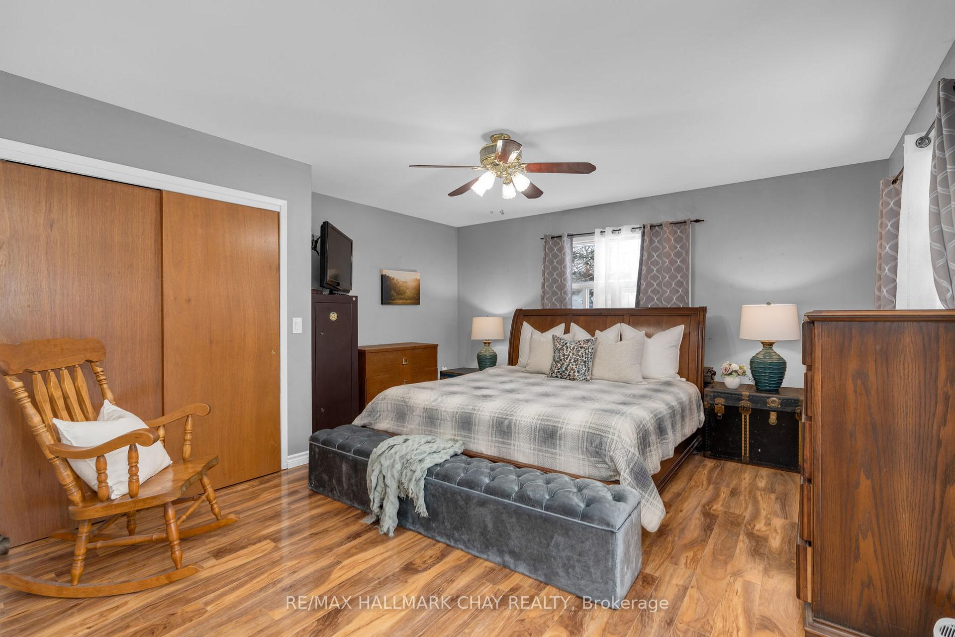 Photo 16 of 232 Superior Street, Clearview, Stayner — HOMEH