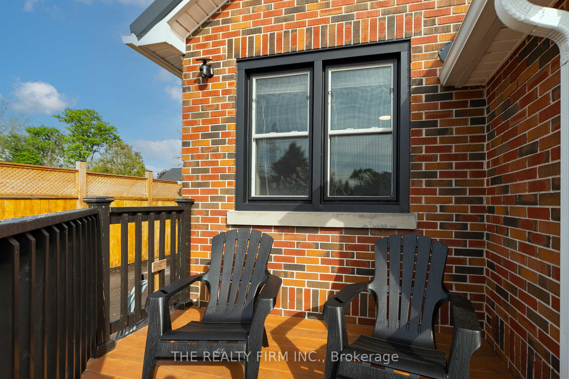 Photo 4 of 599 John Street, Strathroy-Caradoc, Melbourne — HOMEH