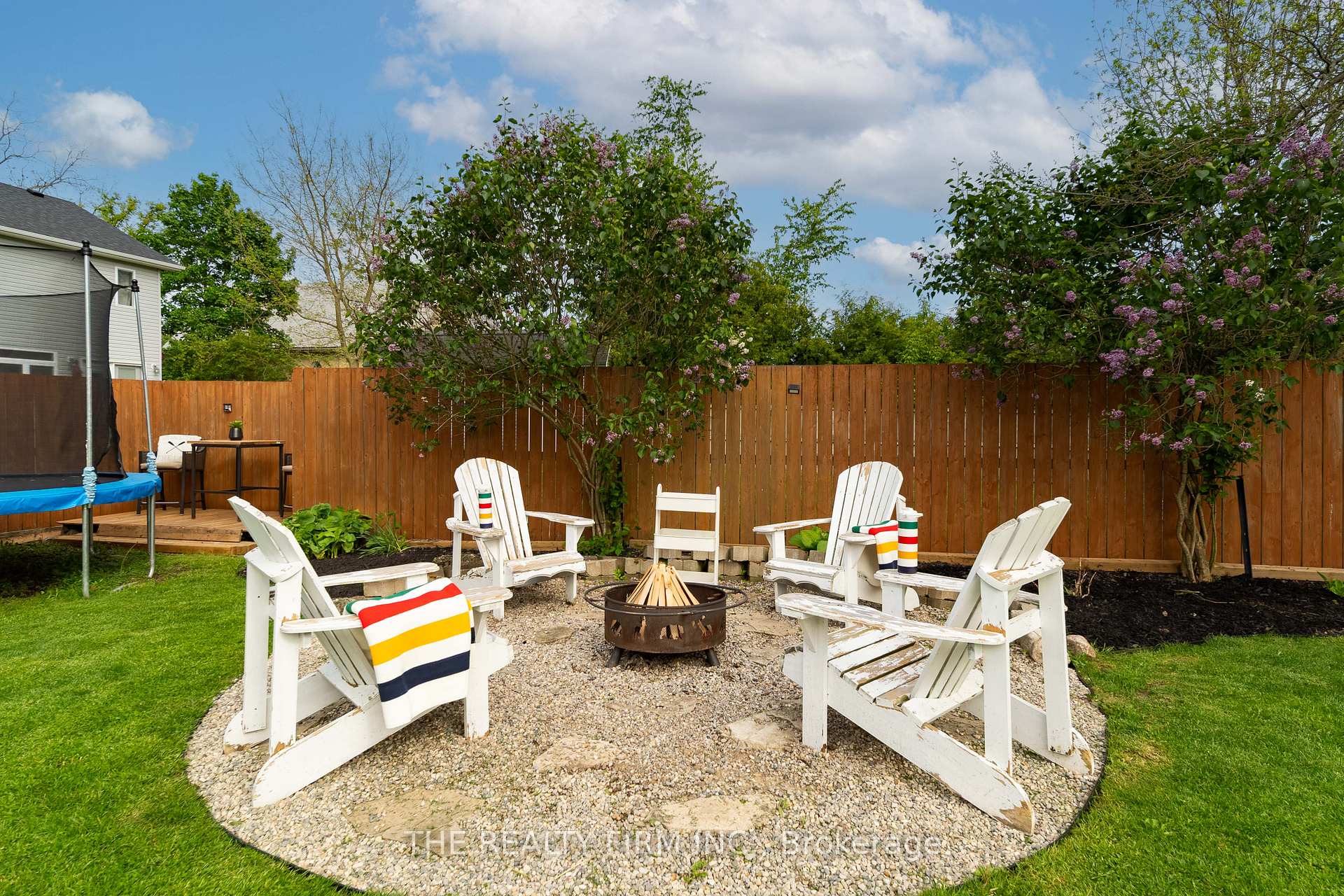 Photo 13 of 599 John Street, Strathroy-Caradoc, Melbourne — HOMEH
