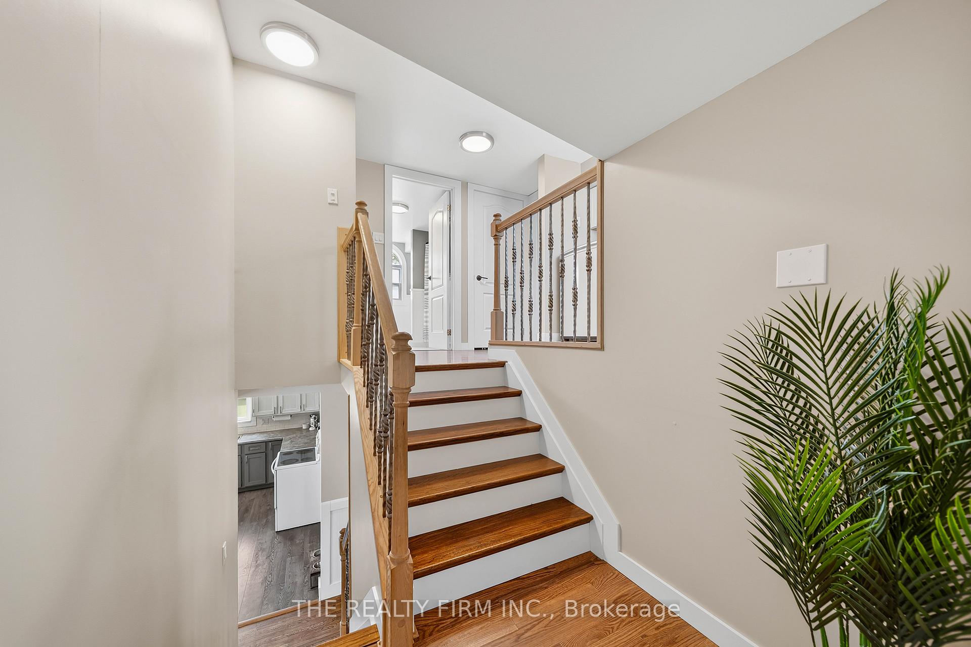 Photo 32 of 599 John Street, Strathroy-Caradoc, Melbourne — HOMEH